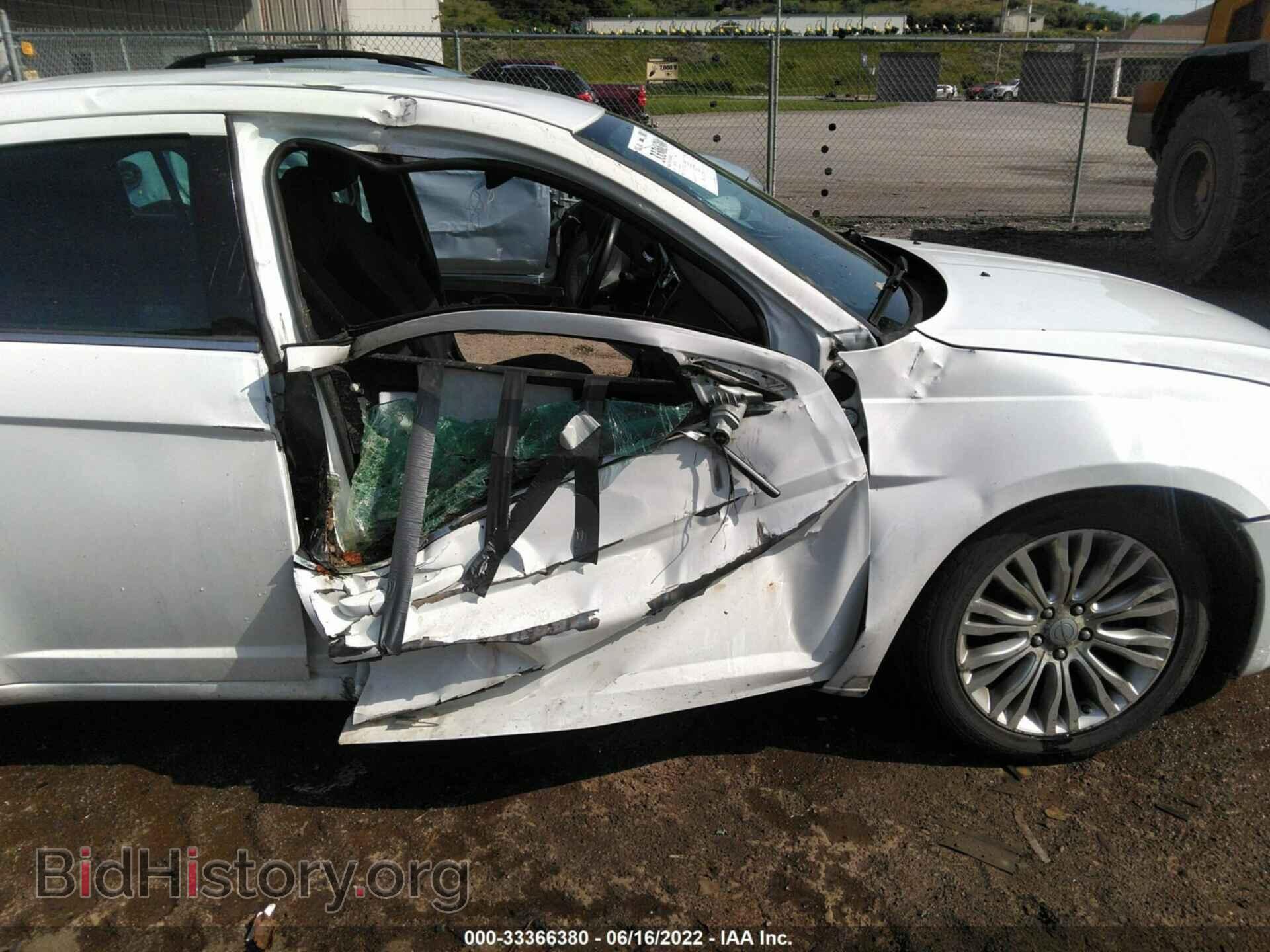 2012 CHRYSLER 200 - VIN: 1C3CCBAB4CN248750 - Фото 6