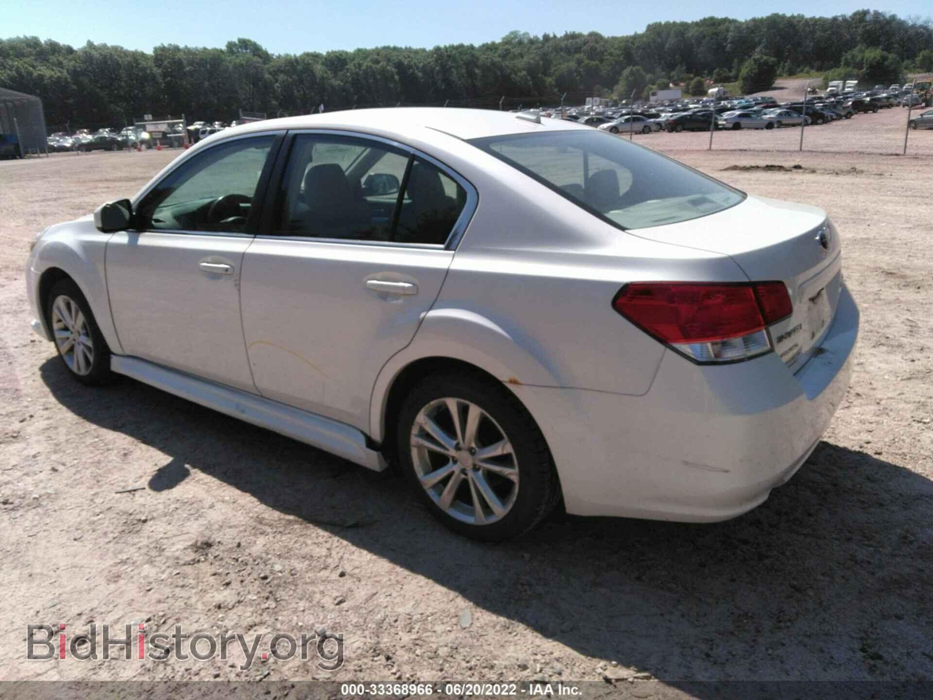 2014 SUBARU LEGACY - VIN: 4S3BMCD61E3012418 - Фото 3