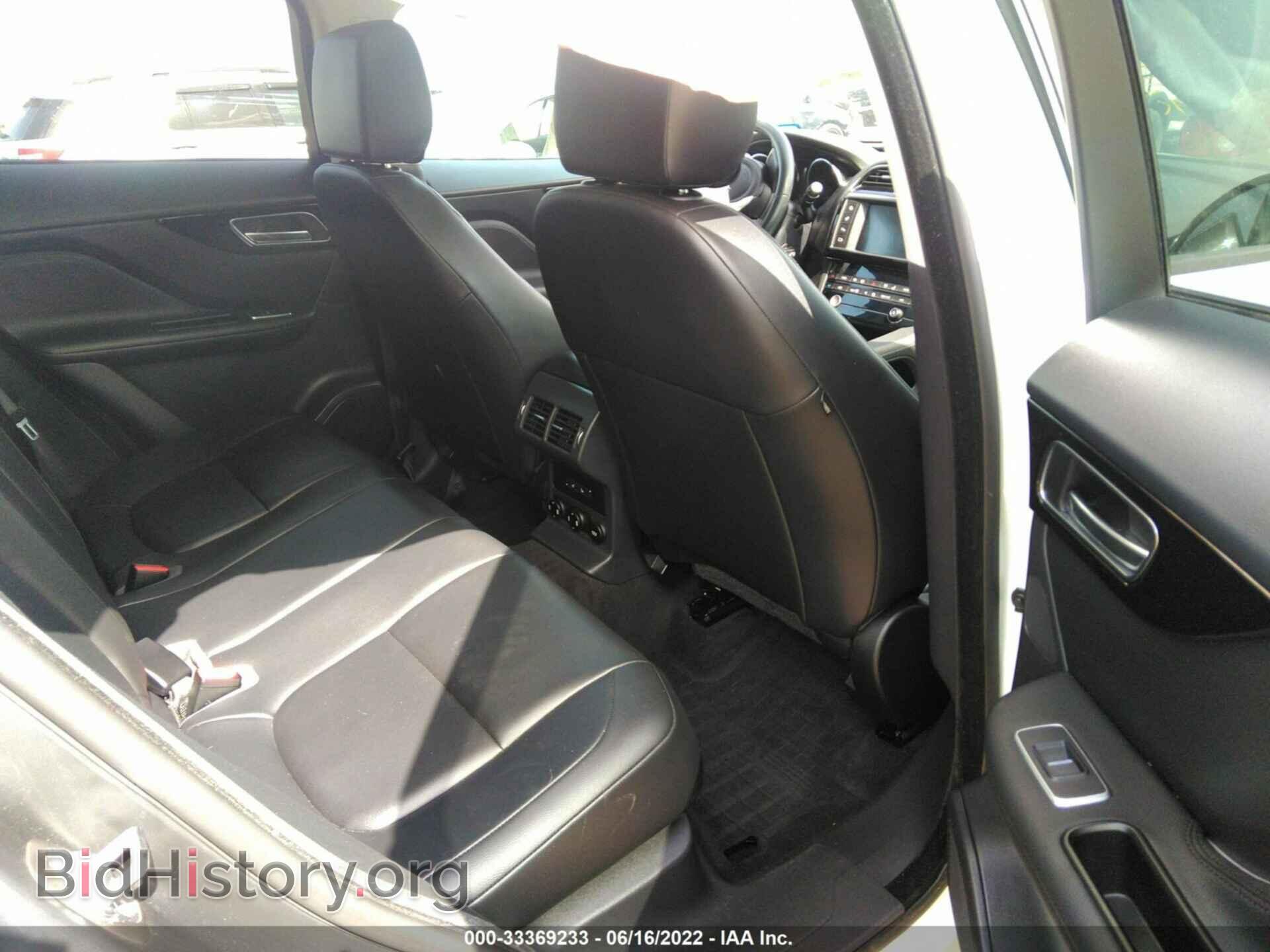 2017 JAGUAR F-PACE - VIN: SADCJ2BV2HA047118 - Фото 8