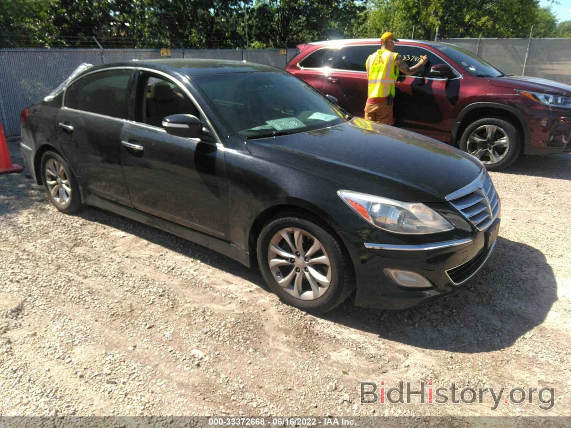 Photo KMHGC4DD2DU212824 - HYUNDAI GENESIS 2013