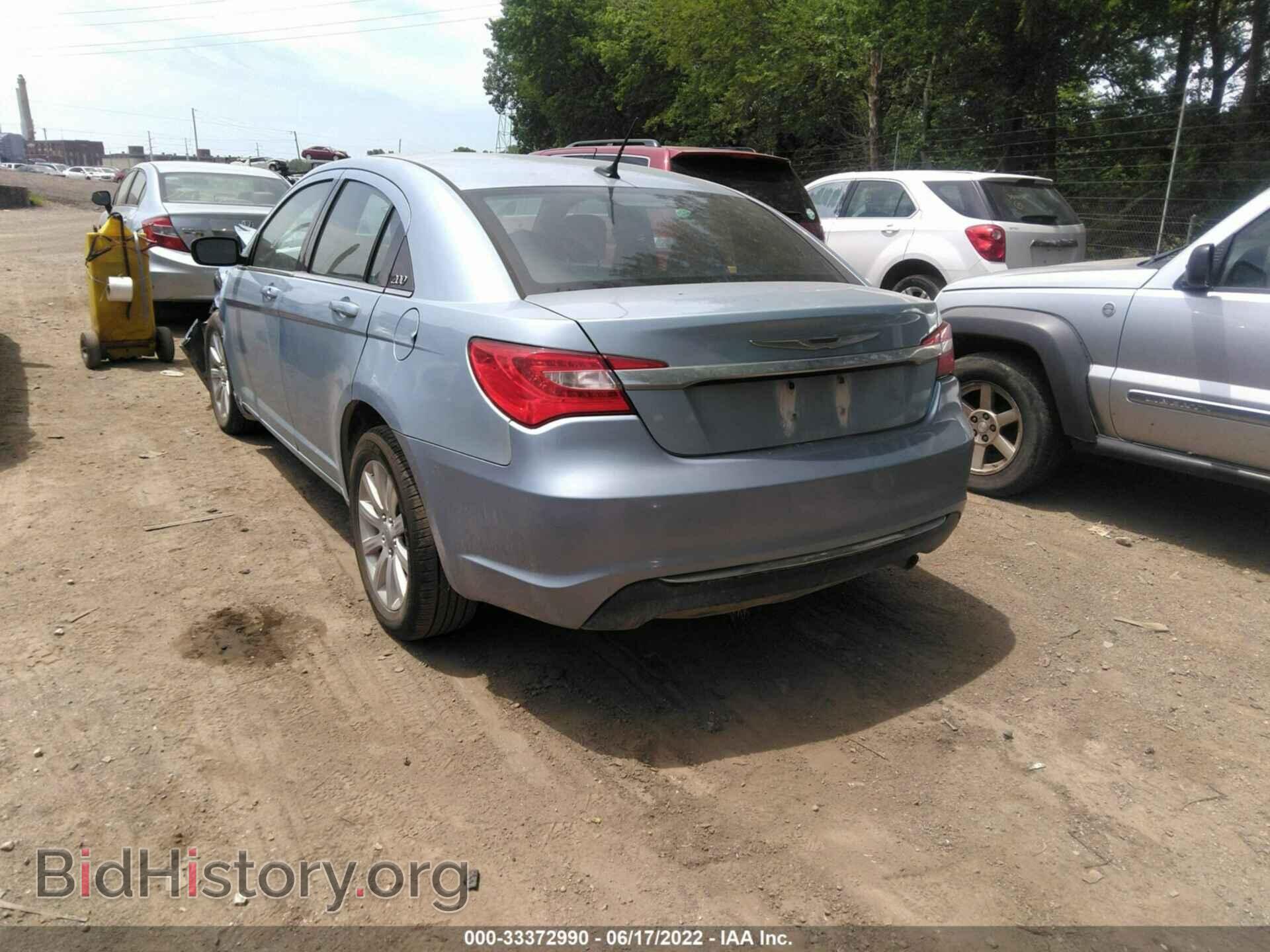 2013 CHRYSLER 200 - VIN: 1C3CCBBB7DN651671 - Photo 3