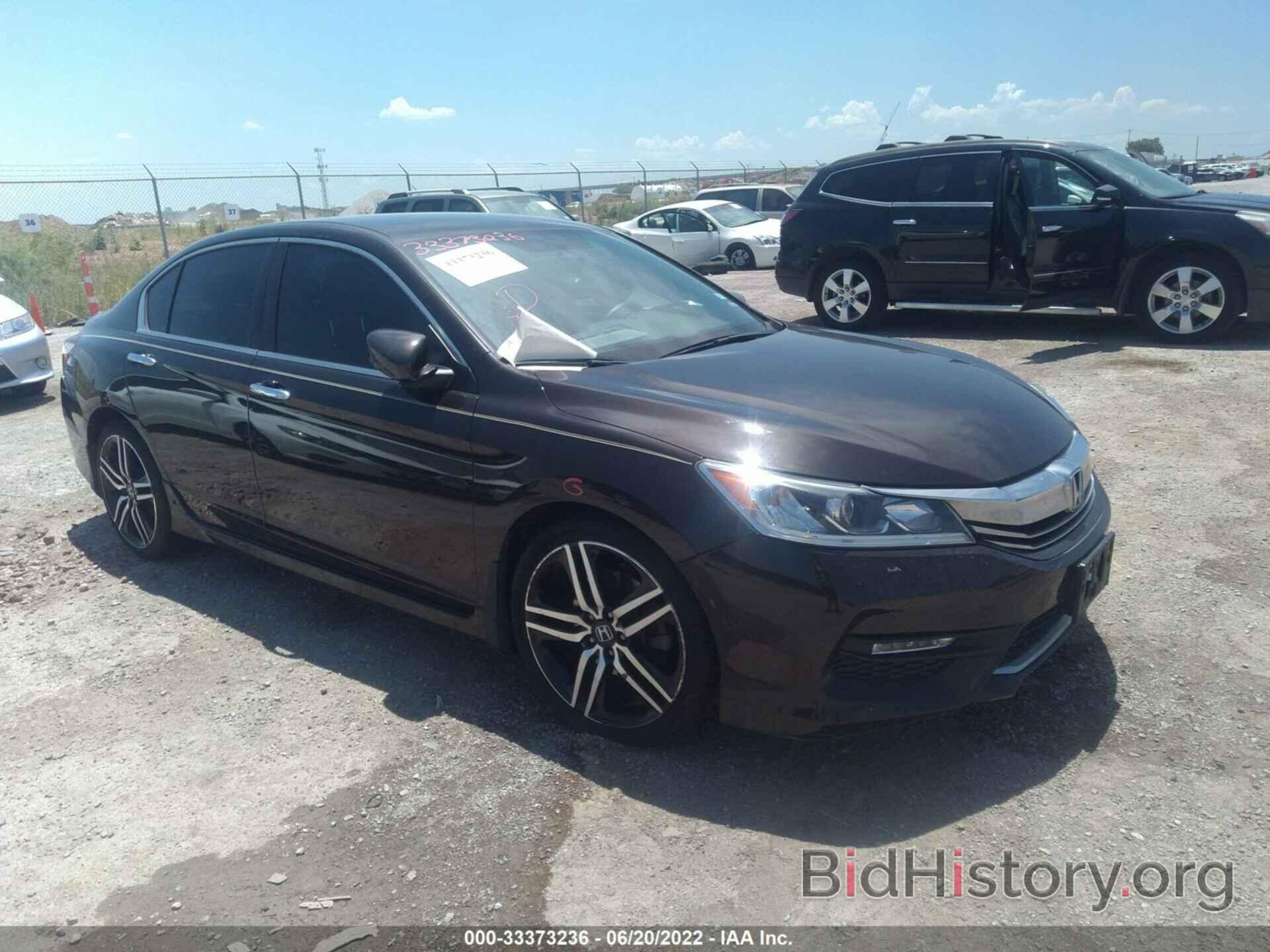 Photo 1HGCR2F51HA301658 - HONDA ACCORD SEDAN 2017