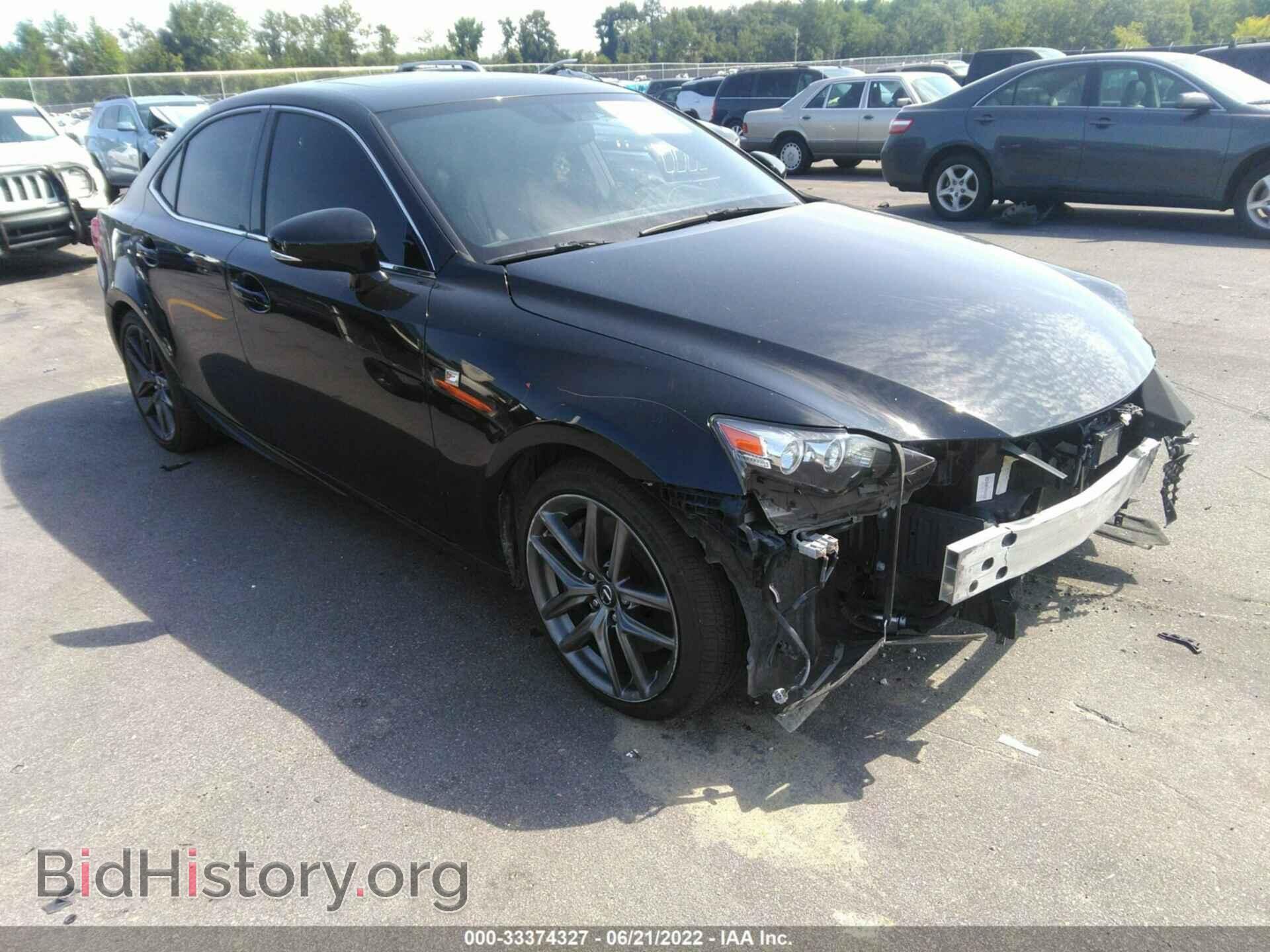 Photo JTHBA1D24G5026832 - LEXUS IS 200T 2016