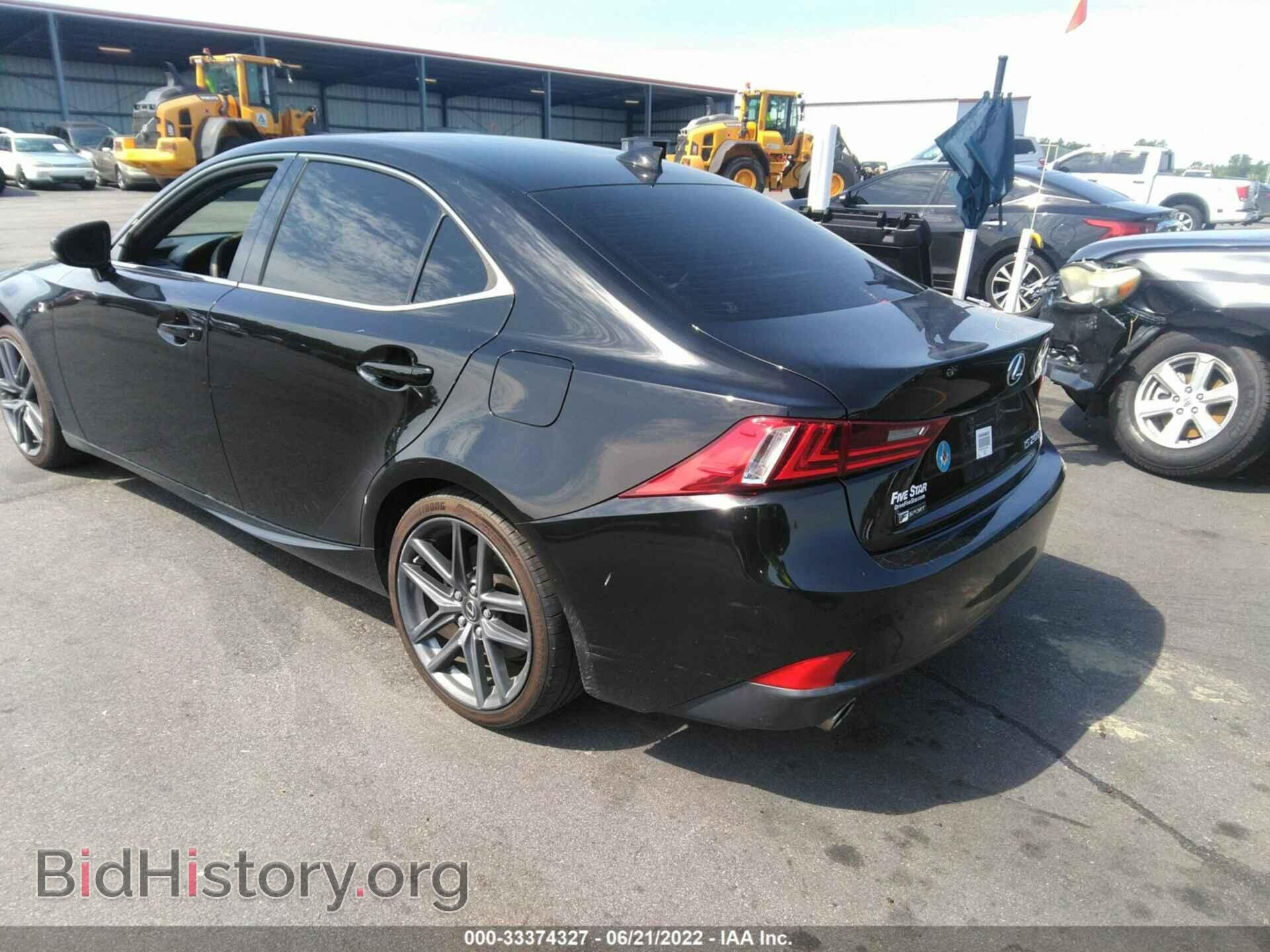 2016 LEXUS IS 200T - VIN: JTHBA1D24G5026832 - Фото 3