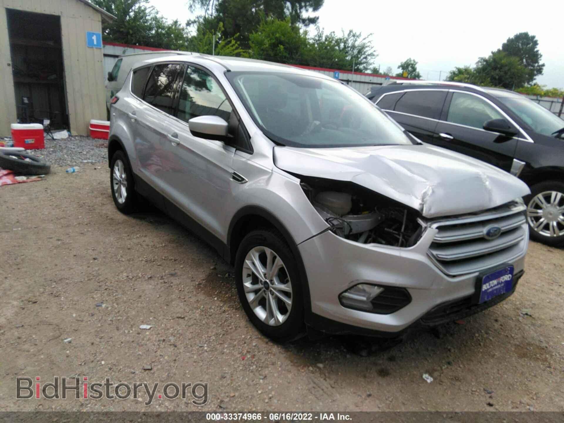 Фотография 1FMCU0GD4HUC84470 - FORD ESCAPE 2017