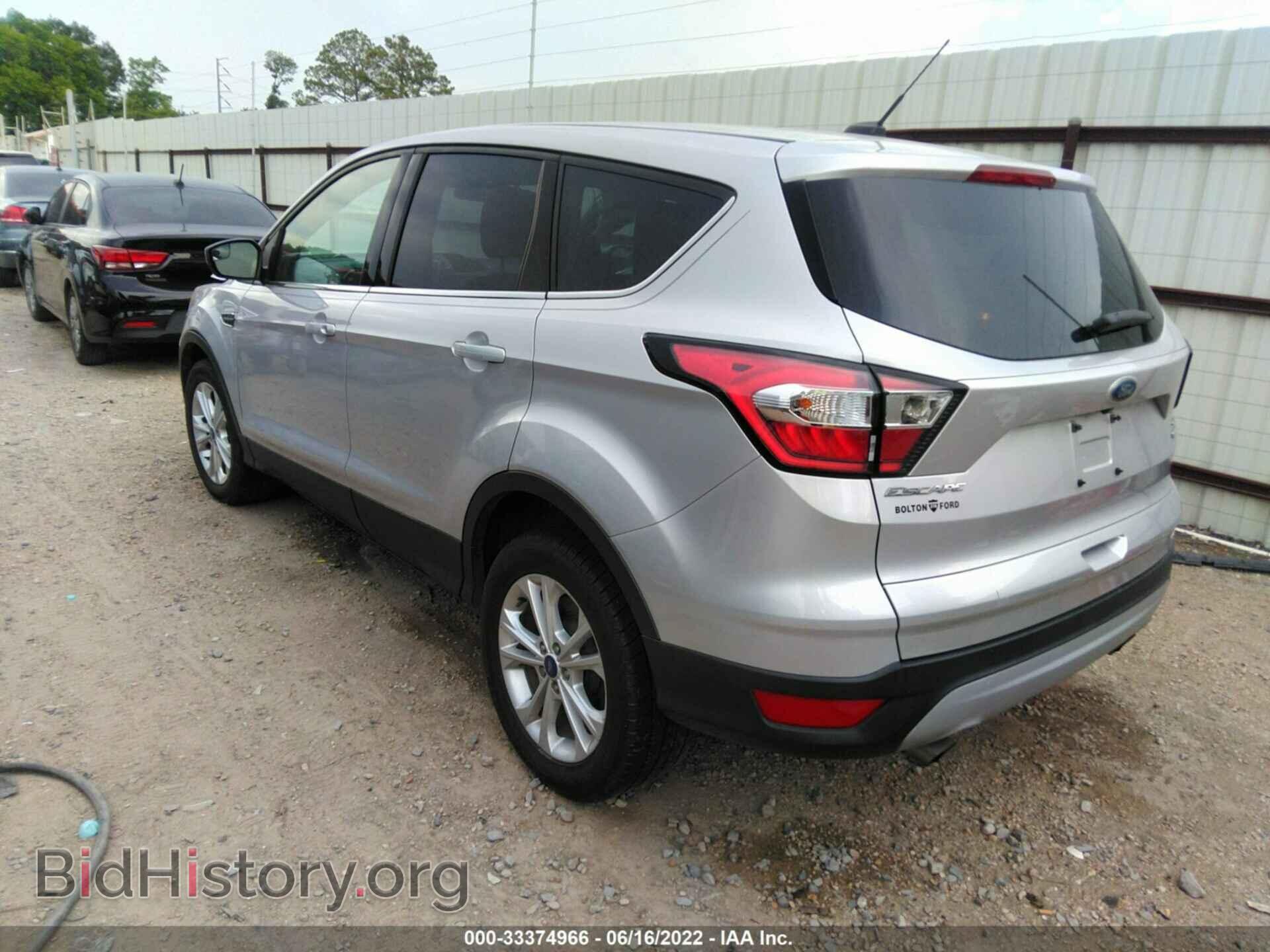 2017 FORD ESCAPE - VIN: 1FMCU0GD4HUC84470 - Фото 3