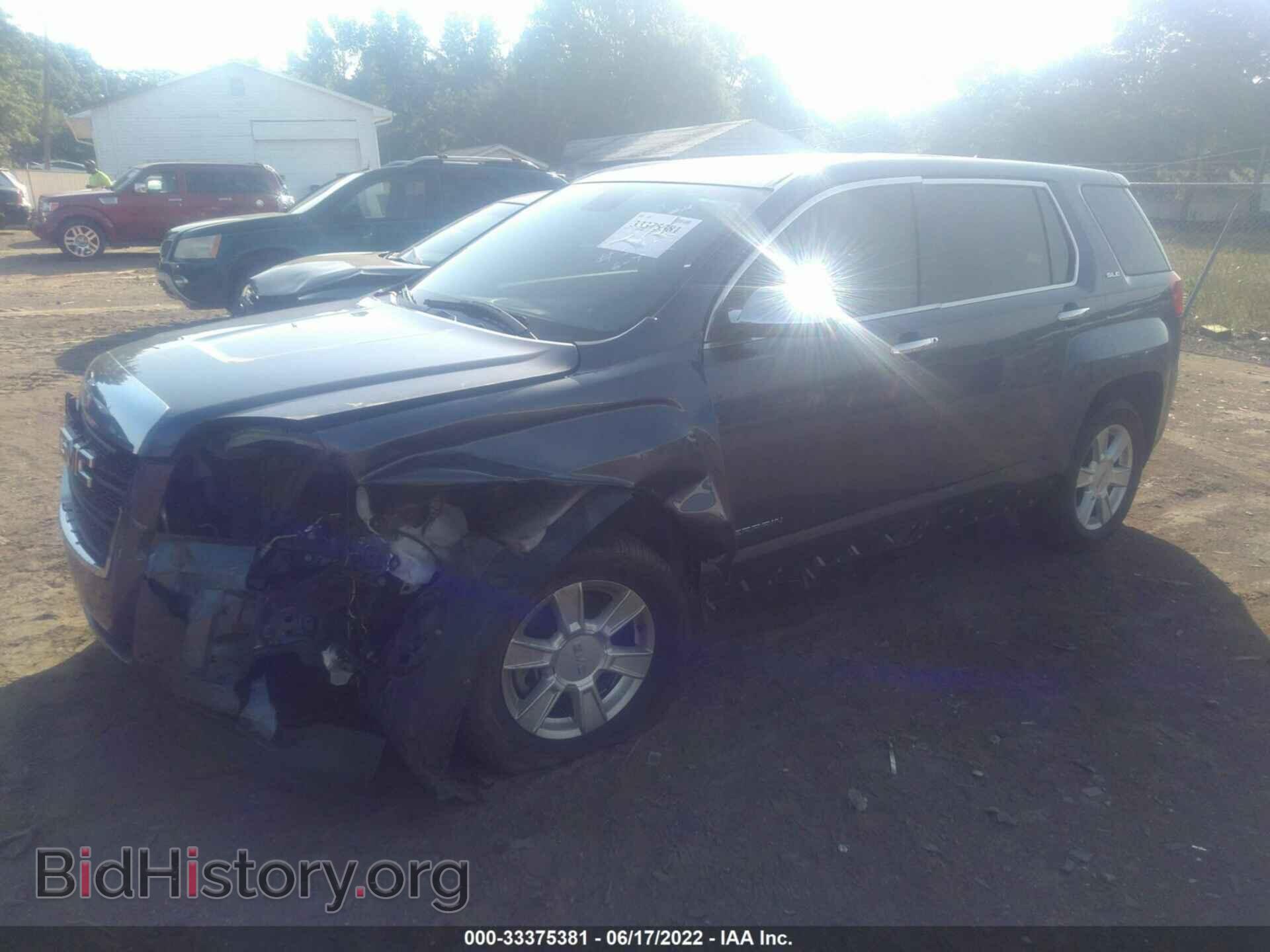 2013 GMC TERRAIN - VIN: 2GKALMEK8D6357800 - Photo 2