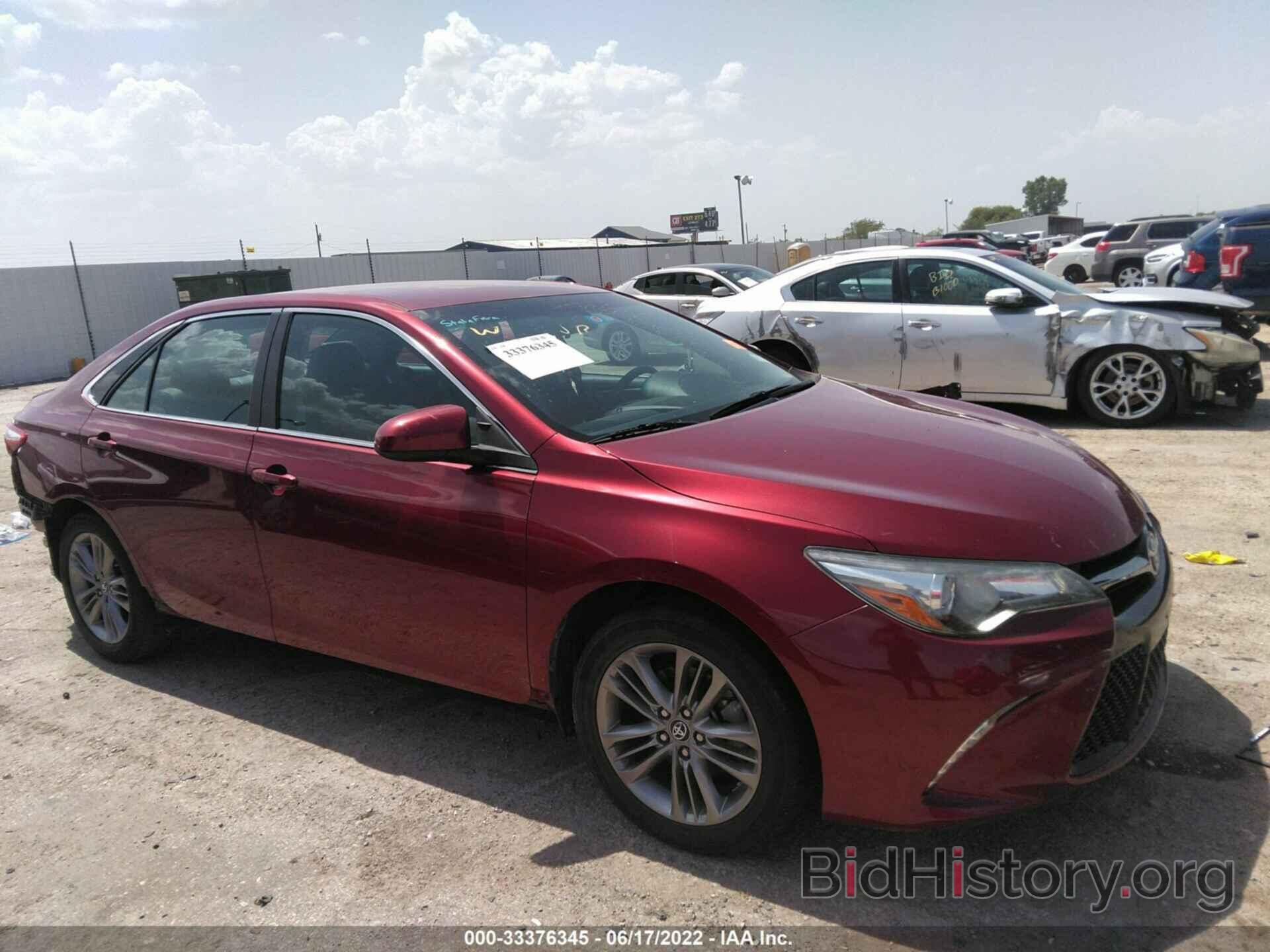 Photo 4T1BF1FK7HU632645 - TOYOTA CAMRY 2017