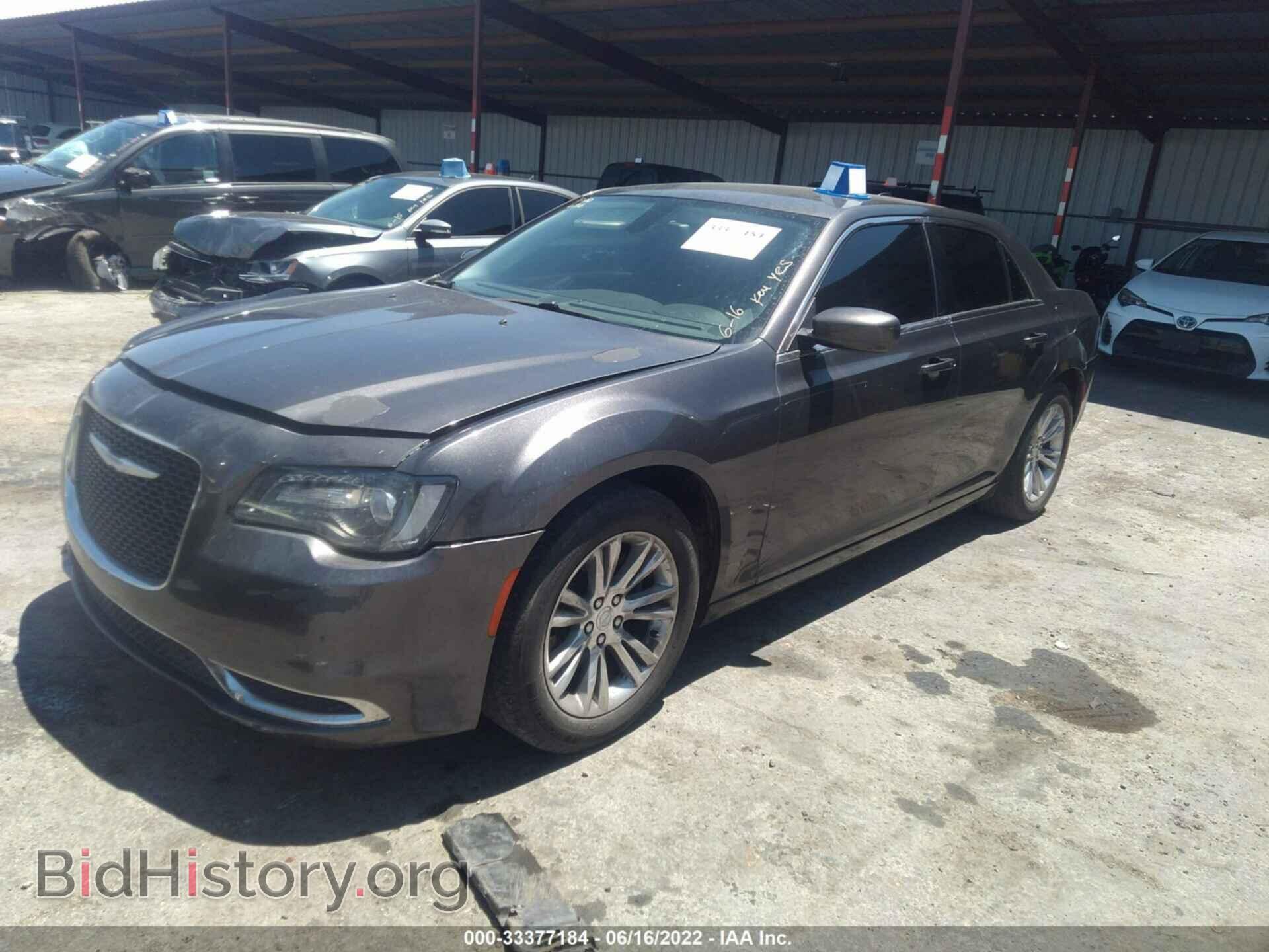 2016 CHRYSLER 300 - VIN: 2C3CCAAG3GH313432 - Фото 2