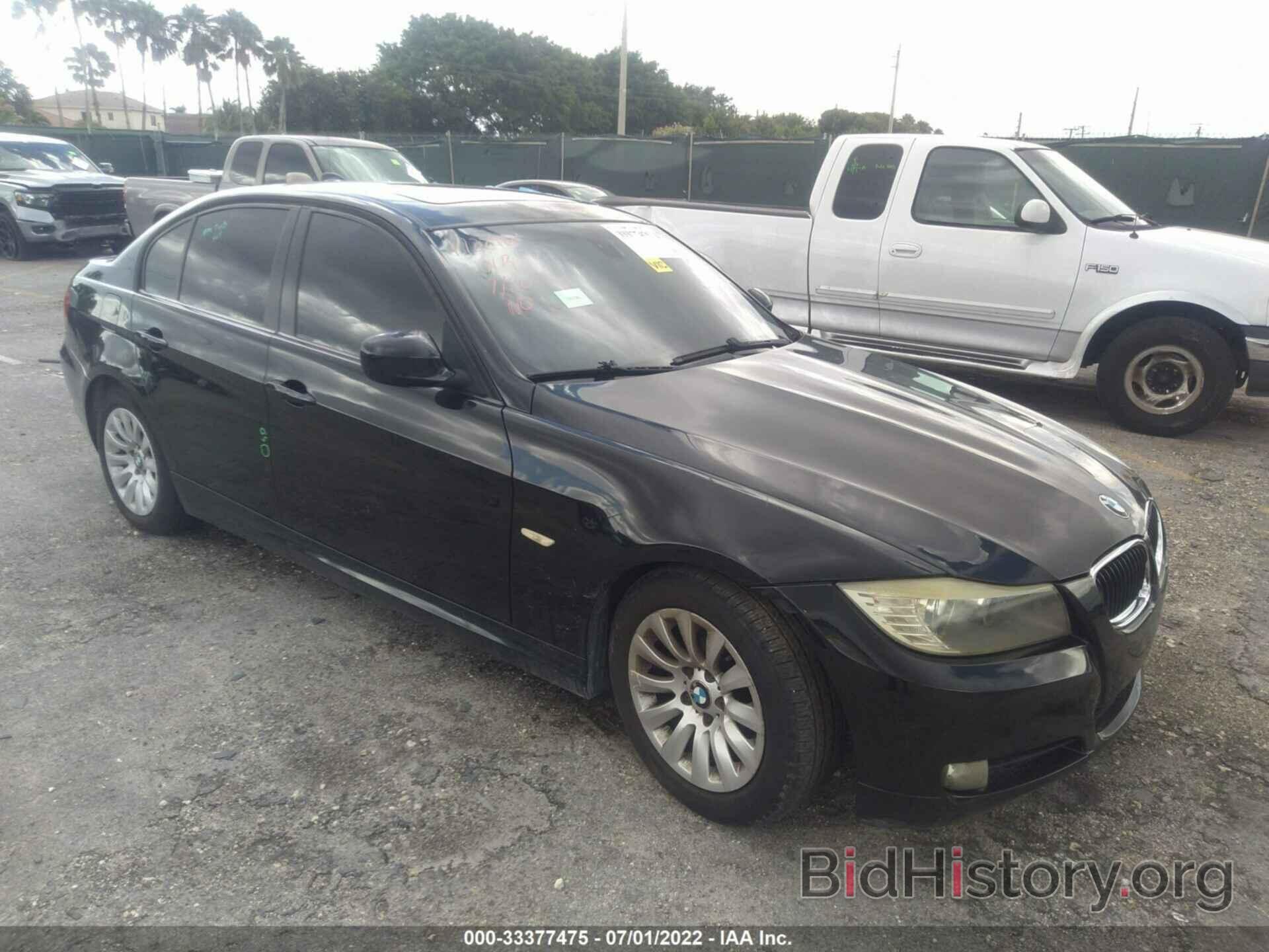 Photo WBAPH735X9A172290 - BMW 3 SERIES 2009