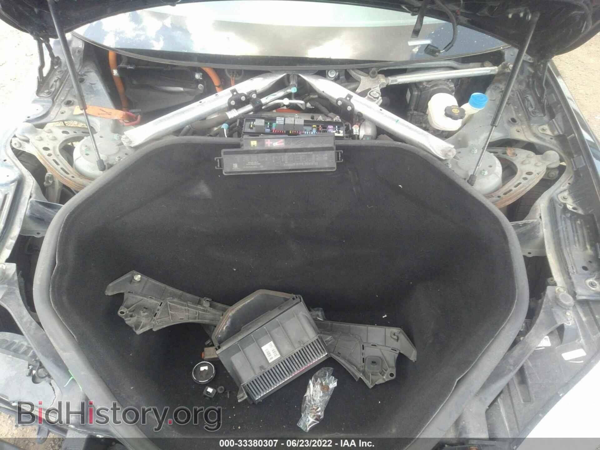 2016 TESLA MODEL S - VIN: 5YJSA1E21GF120679 - Фото 10