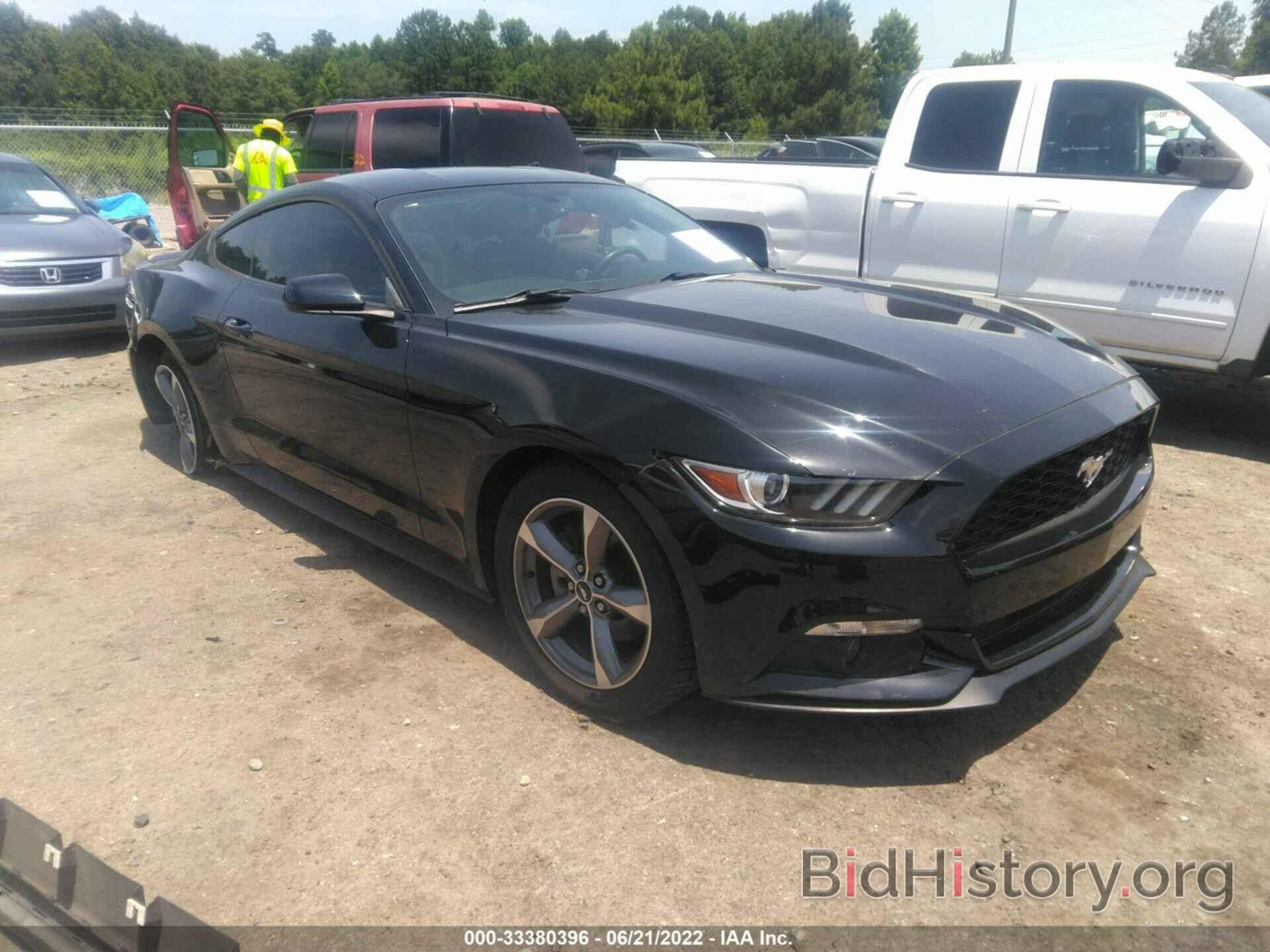 Photo 1FA6P8AM0F5336366 - FORD MUSTANG 2015