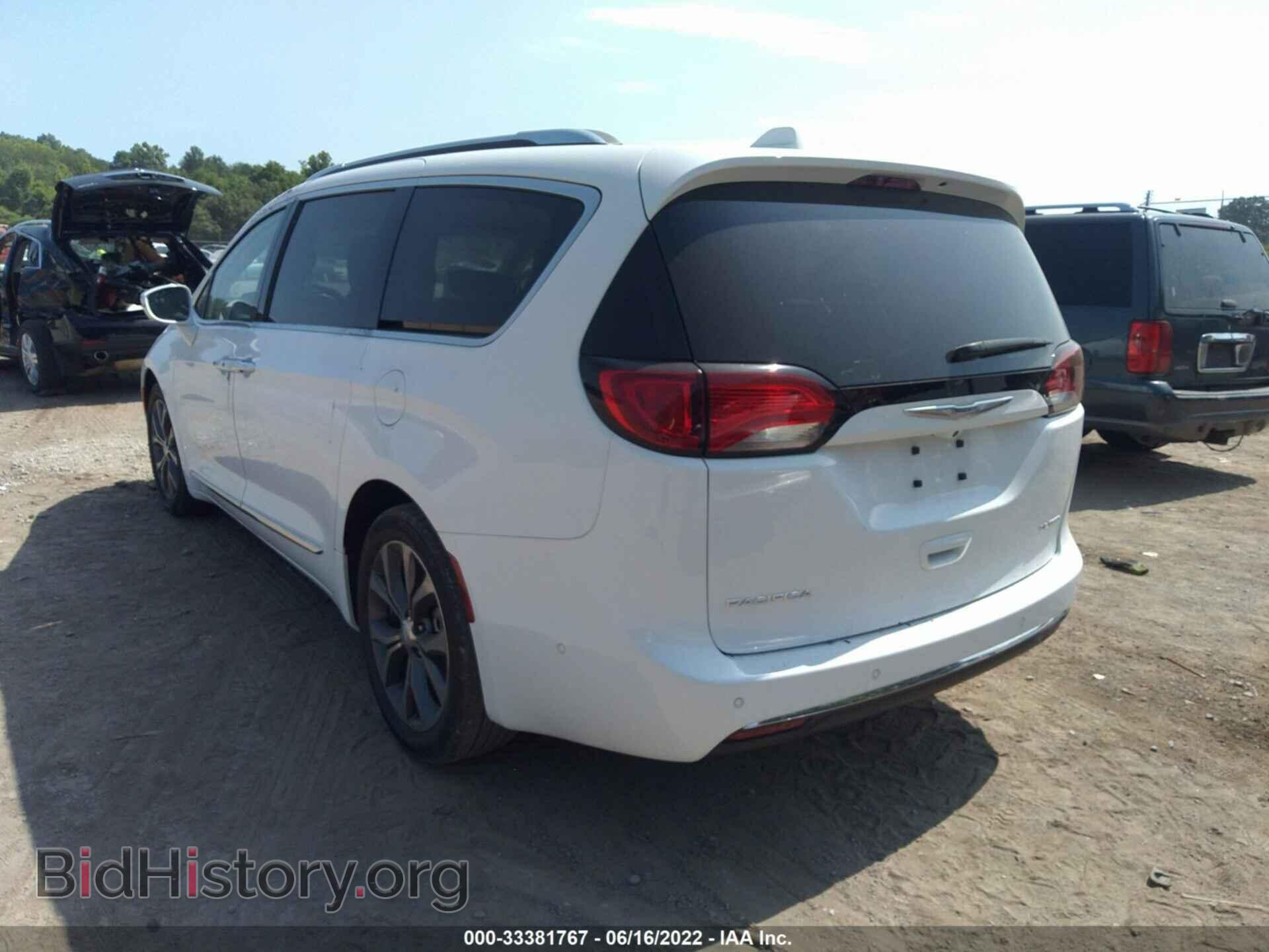 2017 CHRYSLER PACIFICA - VIN: 2C4RC1GG9HR559443 - Фото 3