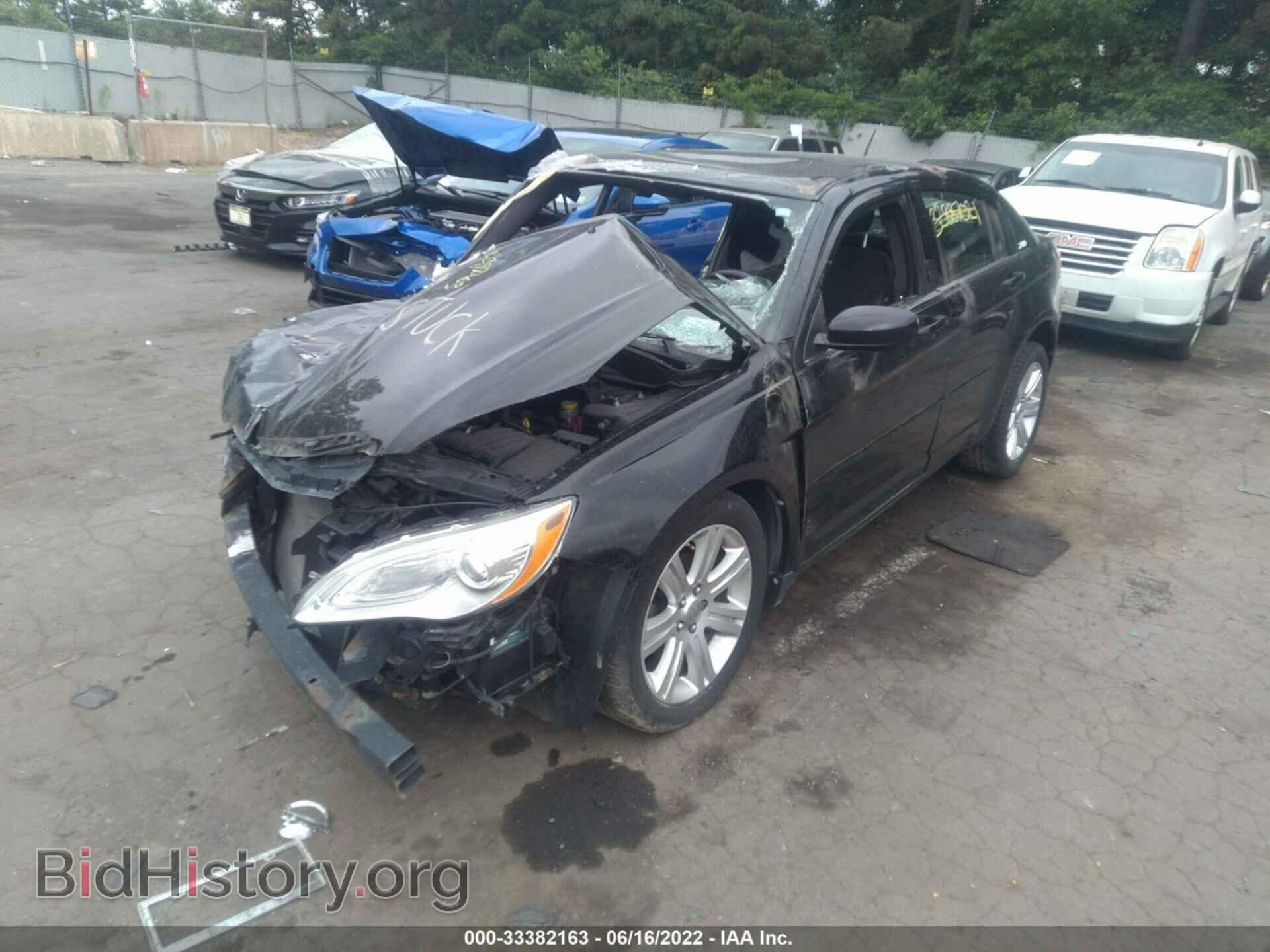 2013 CHRYSLER 200 - VIN: 1C3CCBBB4DN732448 - Фото 2