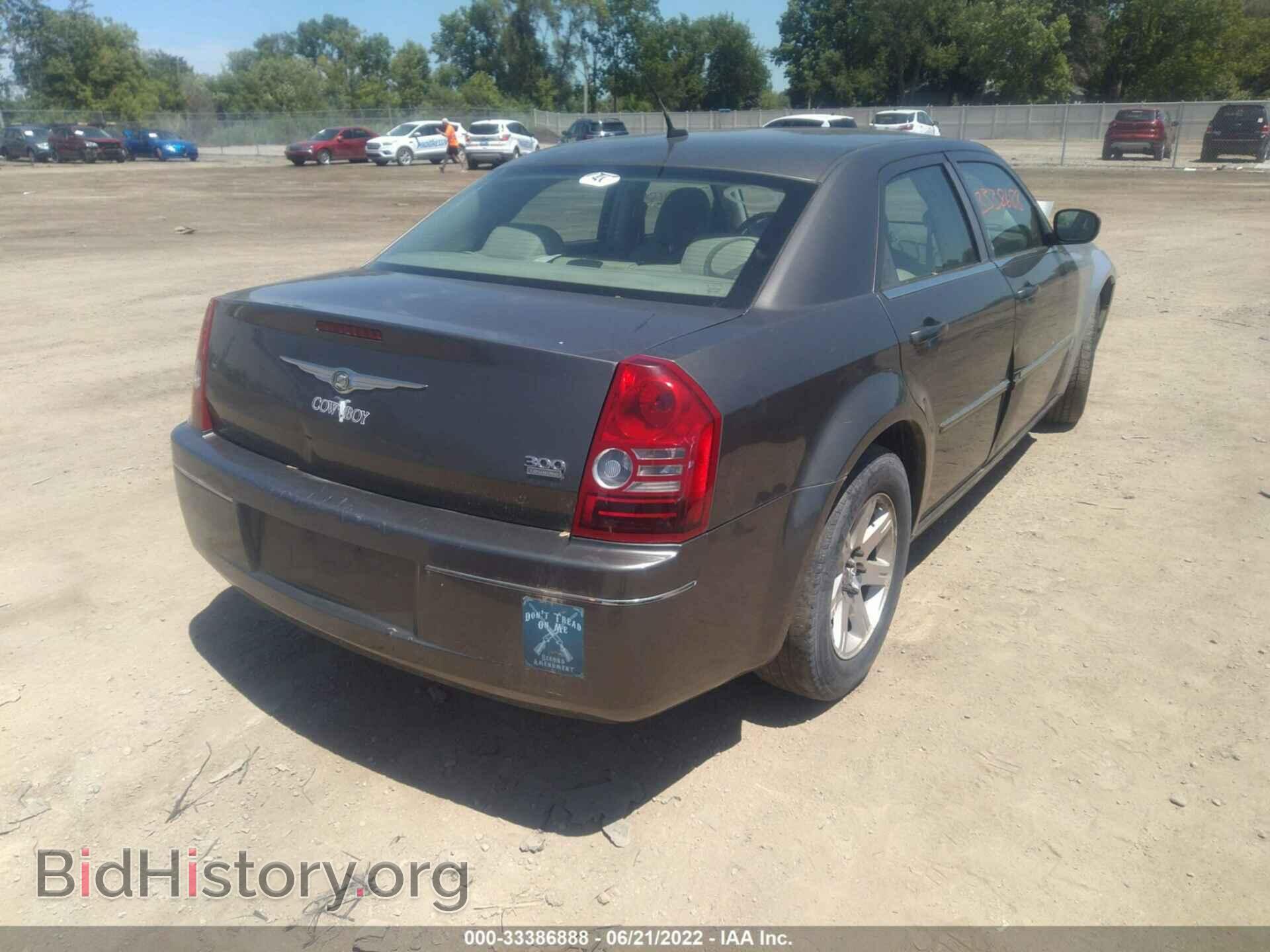 2008 CHRYSLER 300 - VIN: 2C3LA53G88H287146 - Фото 4