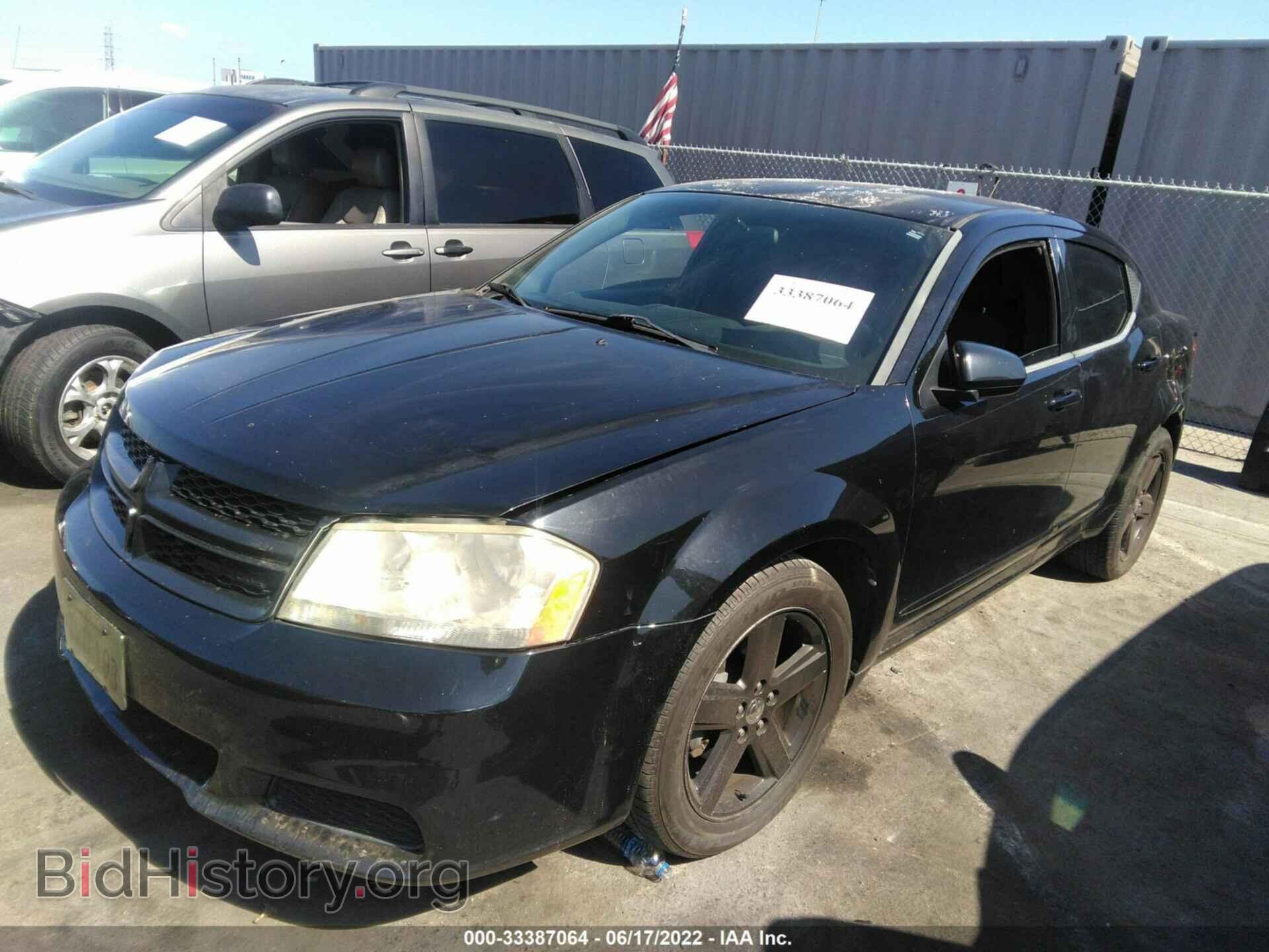 2011 DODGE AVENGER - VIN: 1B3BD1FB0BN593359 - Фото 2