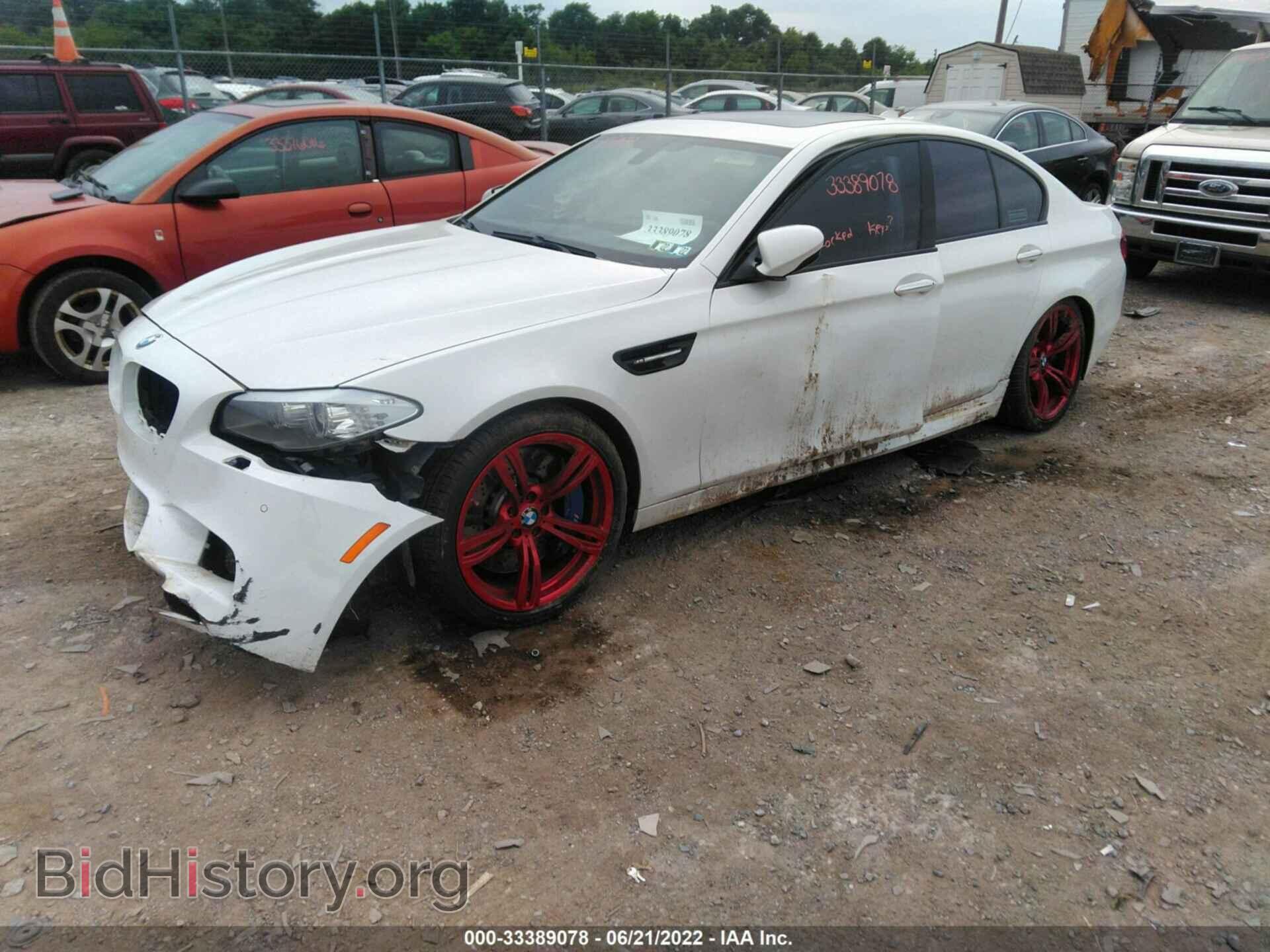 2013 BMW M5 - VIN: WBSFV9C50DC774169 - Фото 2