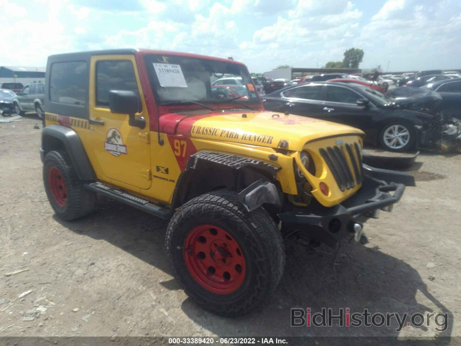 Photo 1J4FA24169L759182 - JEEP WRANGLER 2009