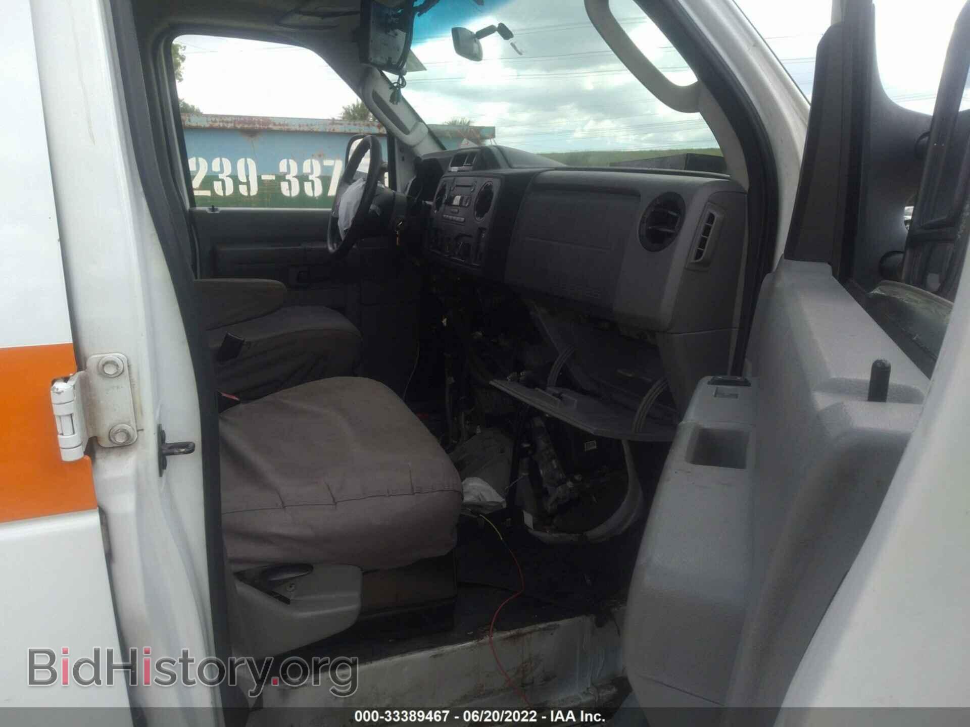 2011 FORD ECONOLINE CARGO VAN - VIN: 1FDSS3ES6BDB36820 - Фото 5