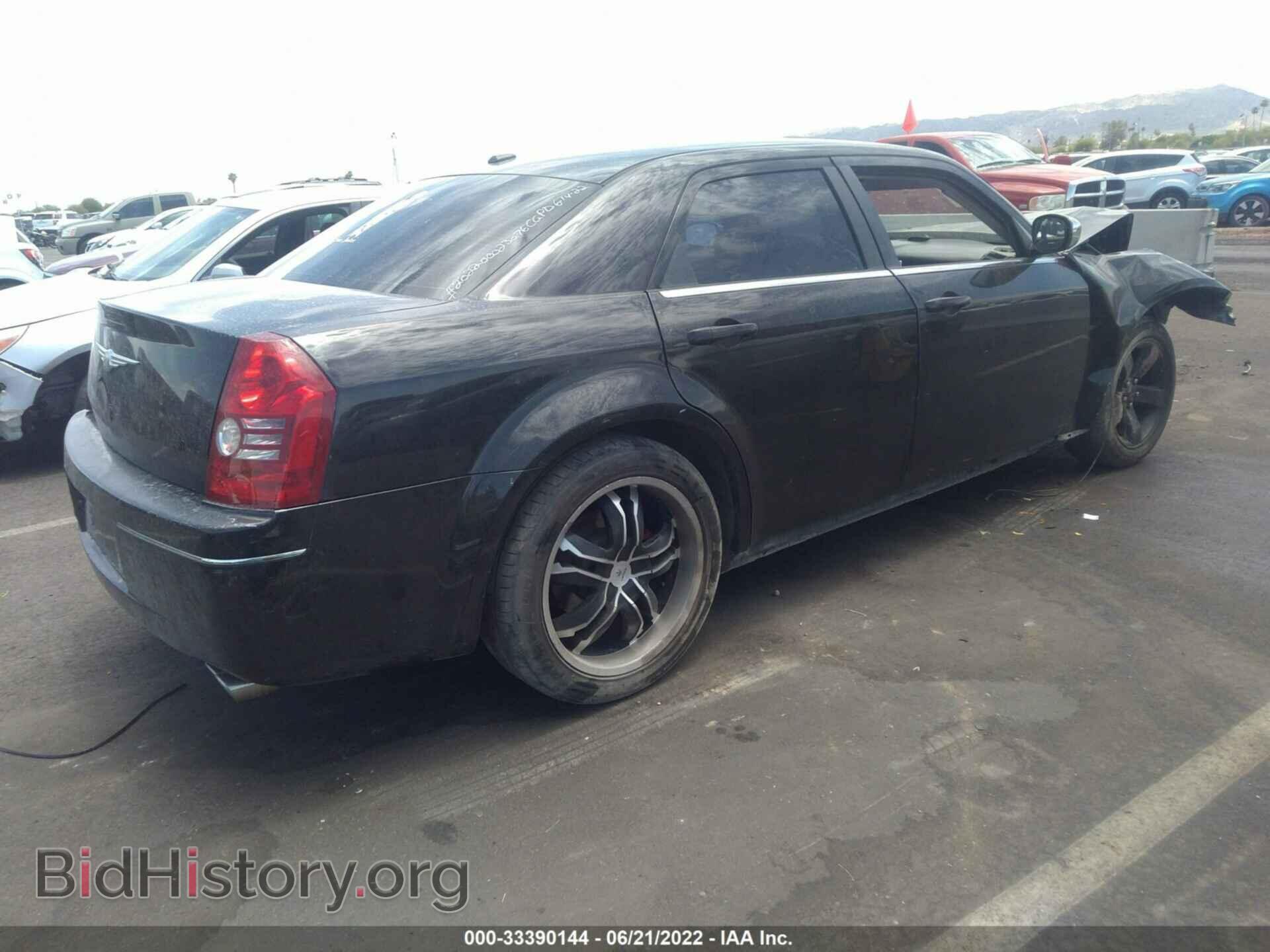 2010 CHRYSLER 300 - VIN: 2C3CA5CV6AH185459 - Фото 4