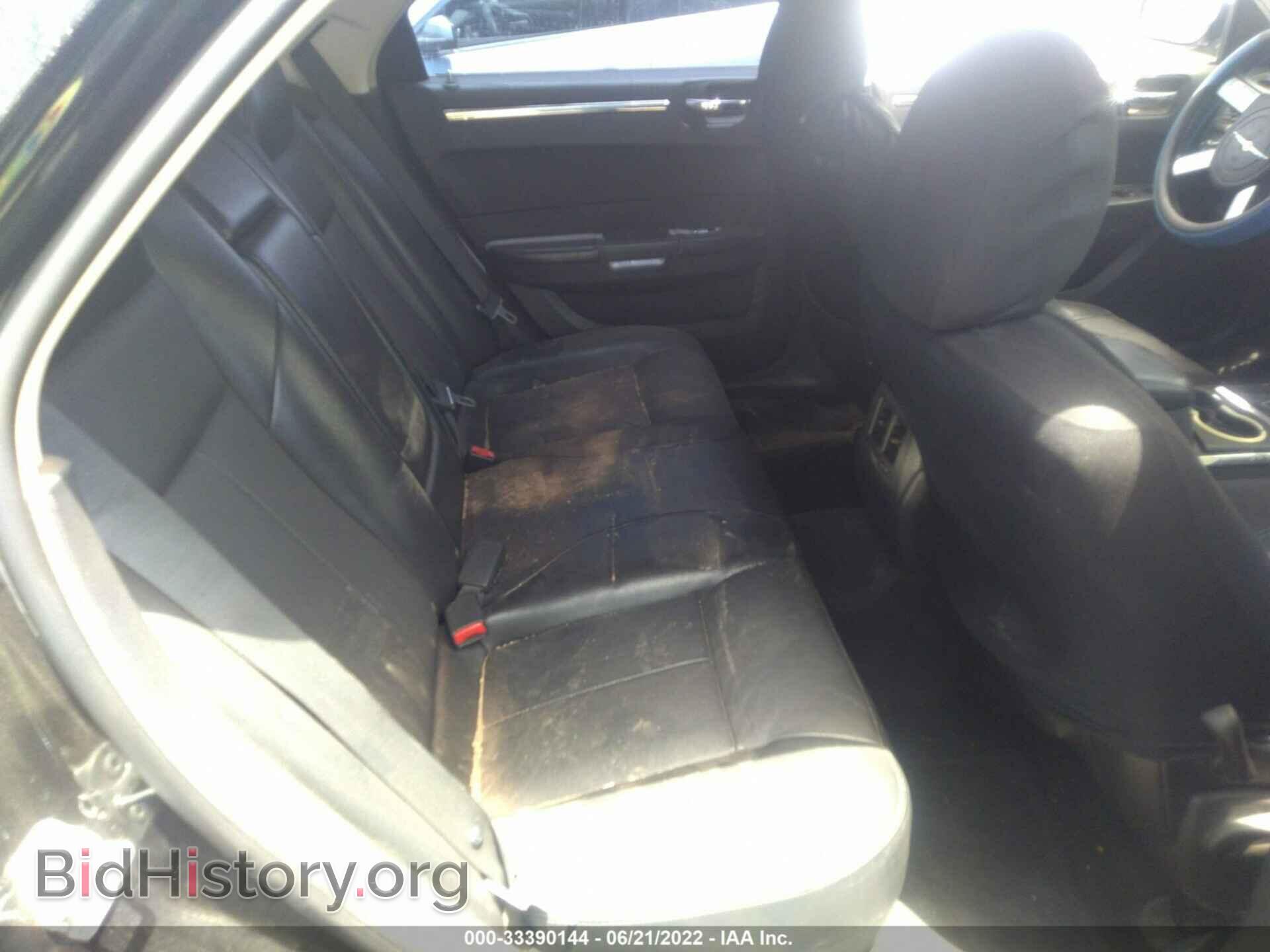 2010 CHRYSLER 300 - VIN: 2C3CA5CV6AH185459 - Фото 8