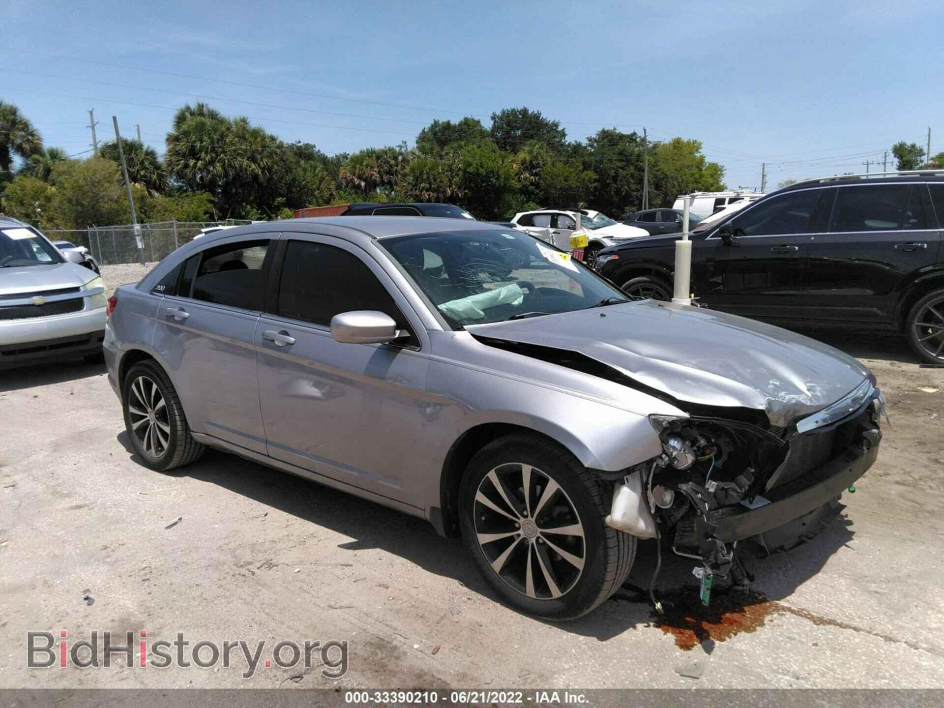 Photo 1C3CCBBG5DN718232 - CHRYSLER 200 2013