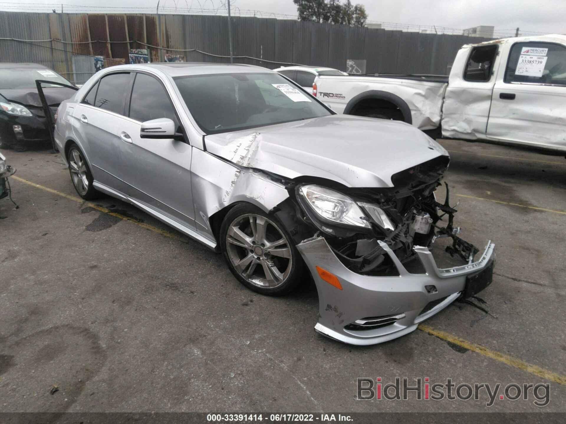 Photo WDDHF5KB7DA672382 - MERCEDES-BENZ E-CLASS 2013