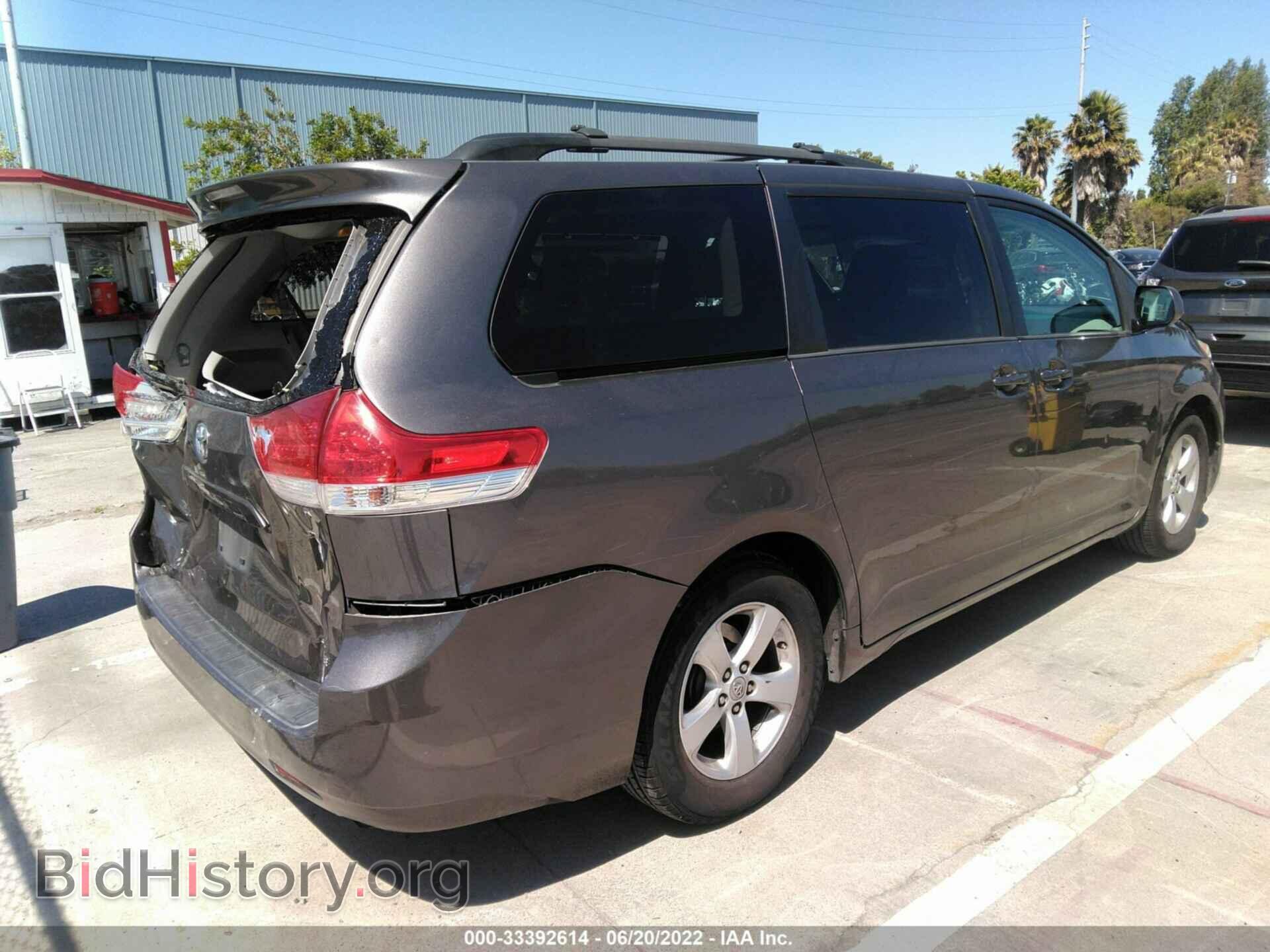 2012 TOYOTA SIENNA - VIN: 5TDKK3DC7CS278422 - Фото 4