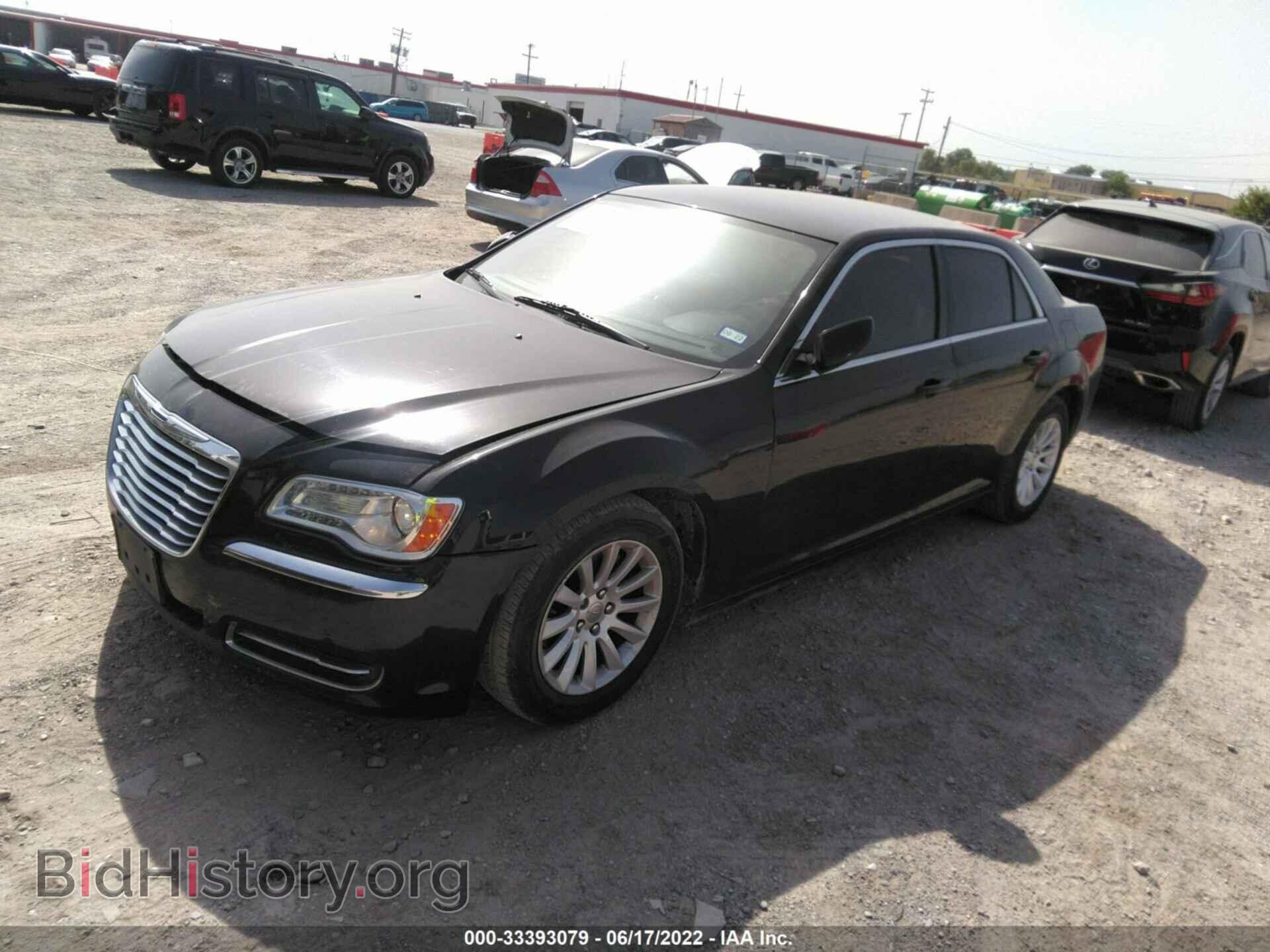 2012 CHRYSLER 300 - VIN: 2C3CCAAG3CH312193 - Photo 2