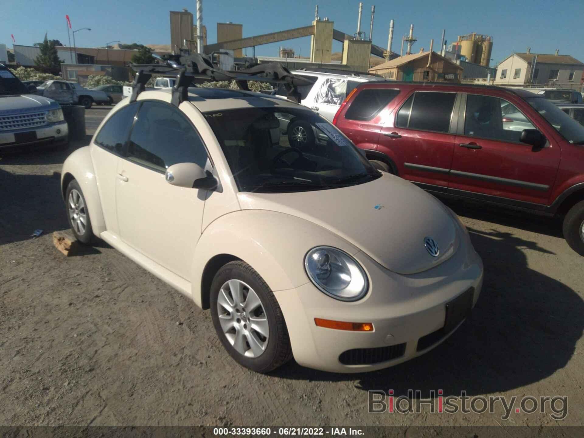 Photo 3VWRG3AG3AM013739 - VOLKSWAGEN NEW BEETLE COUPE 2010