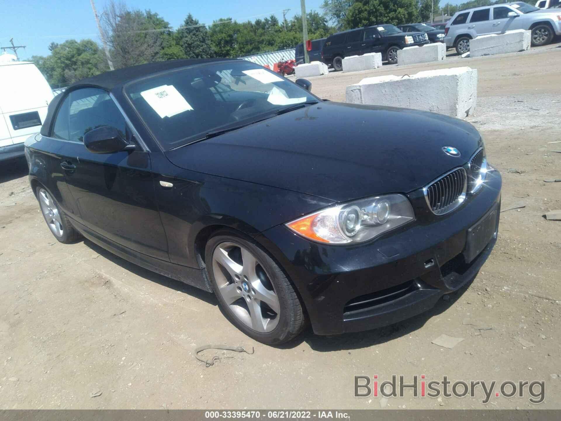 Photo WBAUN7C51BVM24566 - BMW 1 SERIES 2011