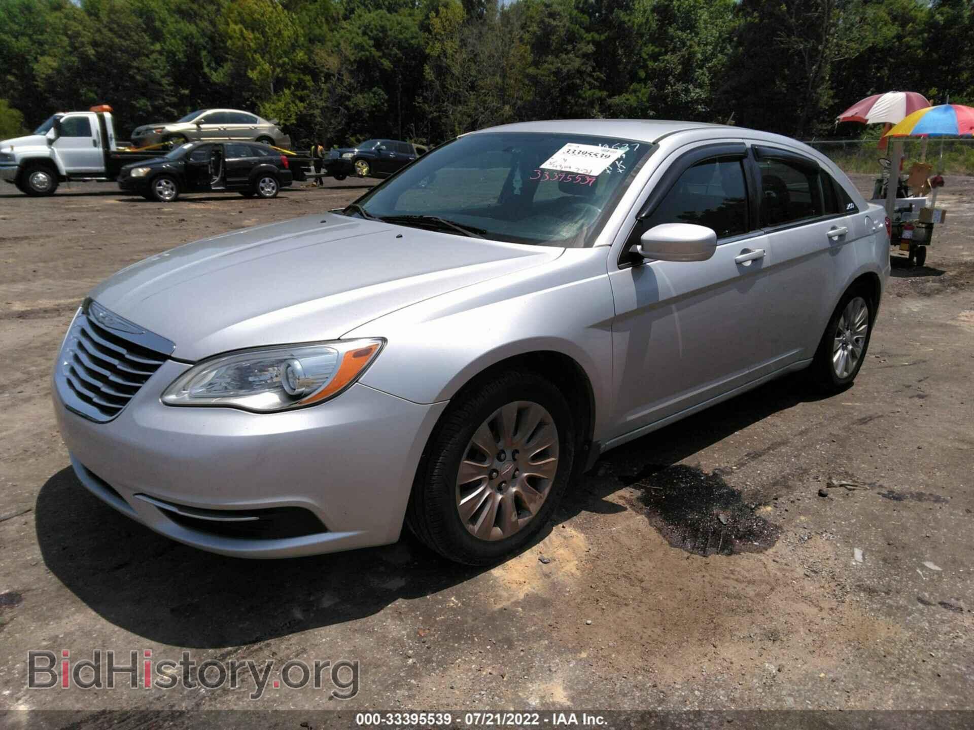 2012 CHRYSLER 200 - VIN: 1C3CCBAB9CN319537 - Фото 2