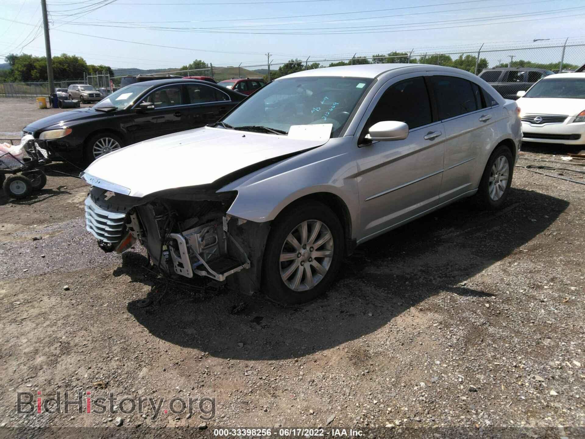 2012 CHRYSLER 200 - VIN: 1C3CCBBB8CN212669 - Фото 2