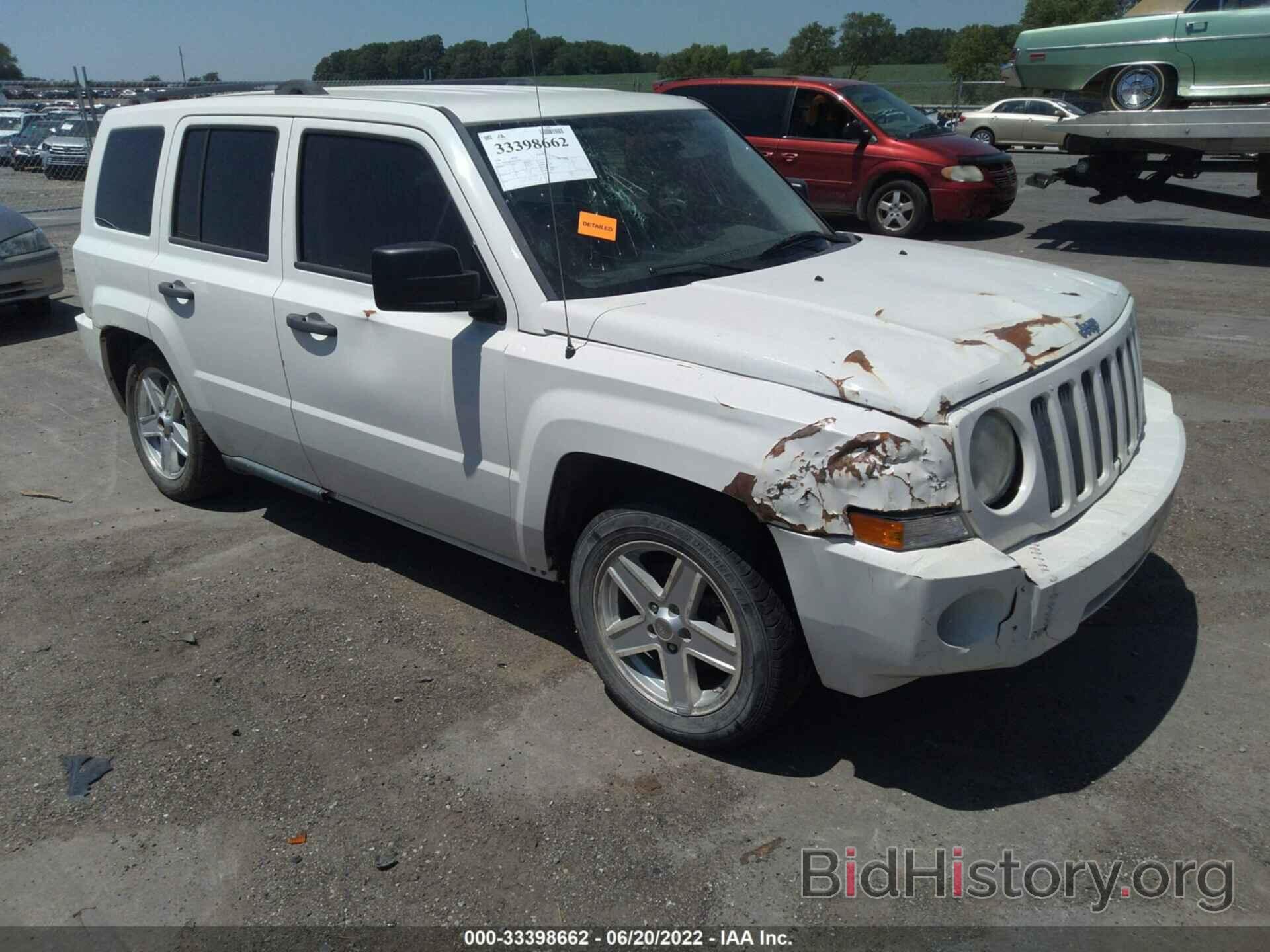 Photo 1J8FF28W38D723013 - JEEP PATRIOT 2008