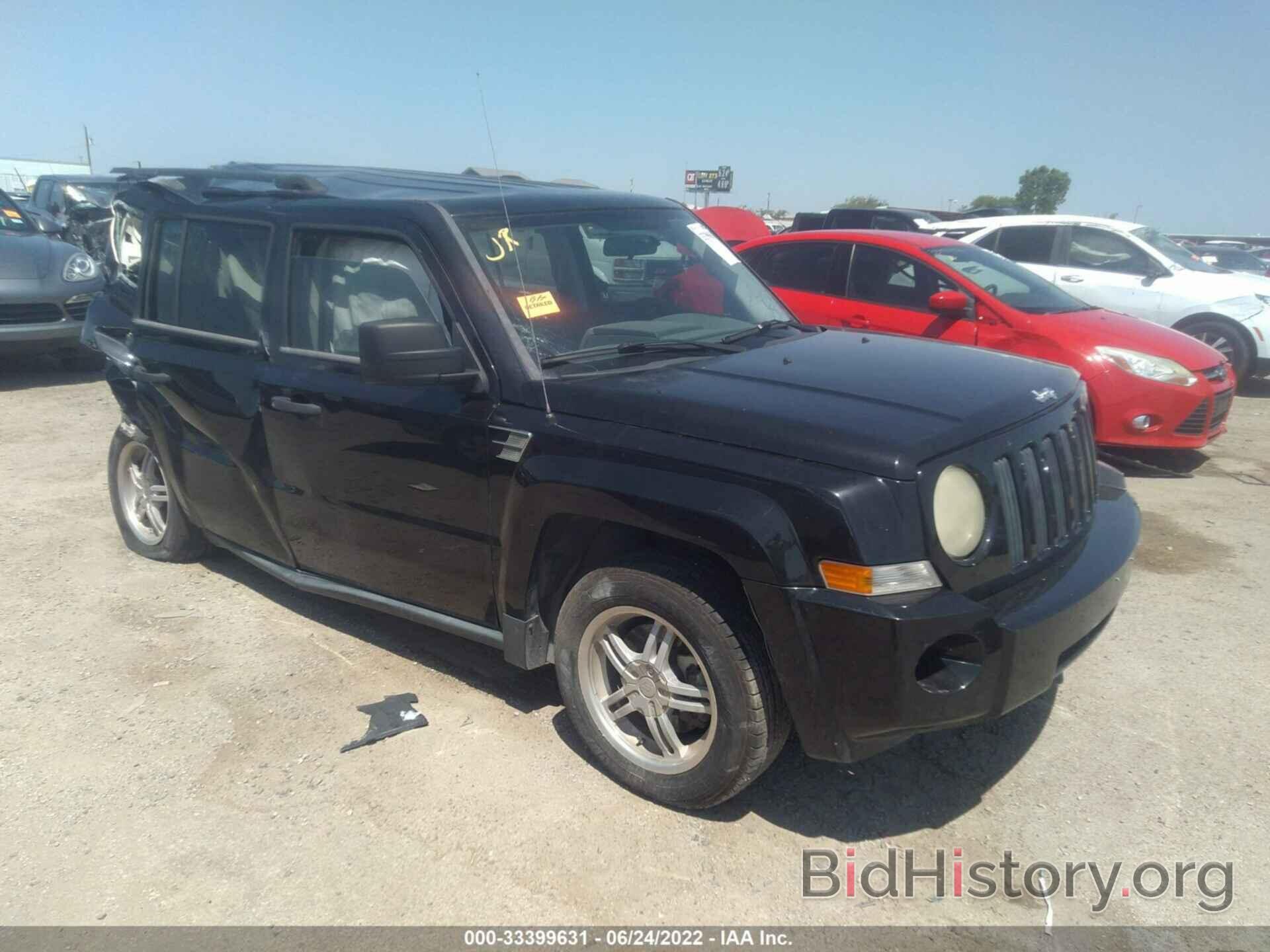 Photo 1J8FT28W58D732028 - JEEP PATRIOT 2008