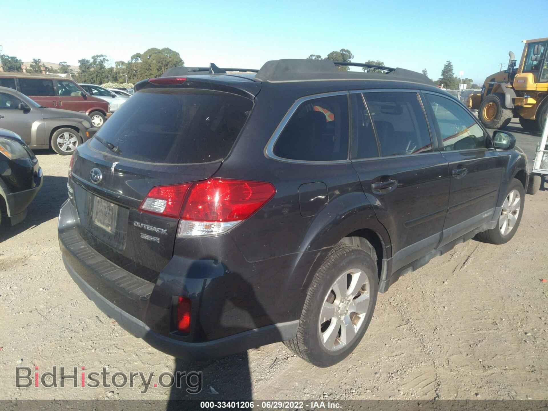 2011 SUBARU OUTBACK - VIN: 4S4BRDLC2B2421667 - Фото 4