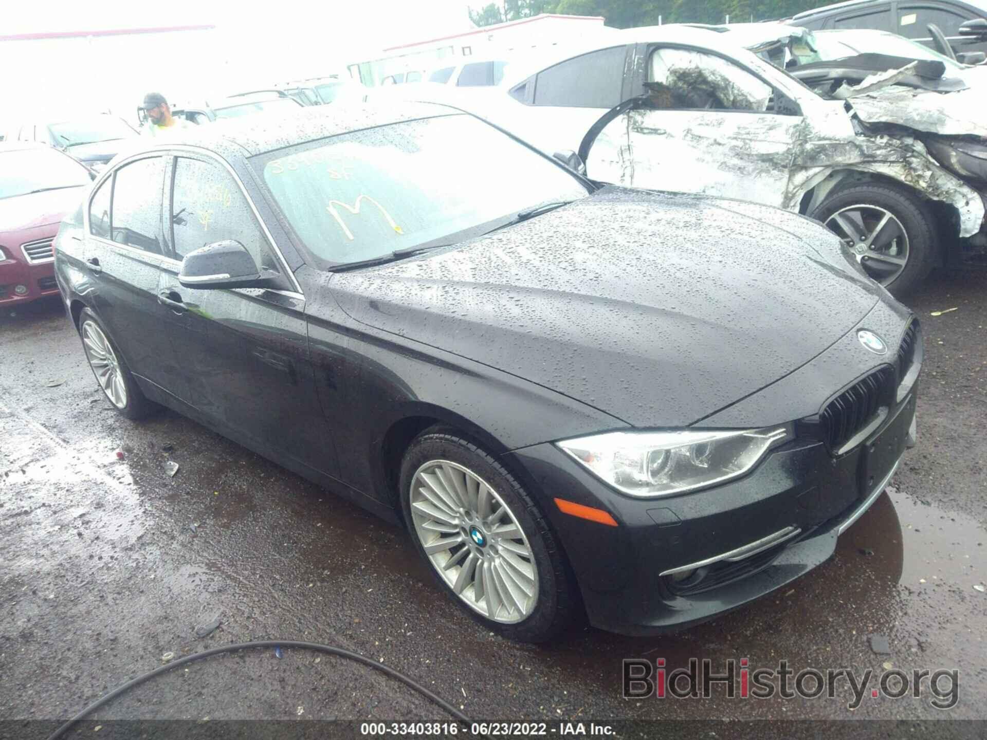 Photo WBA3A5C59CF346366 - BMW 3 SERIES 2012