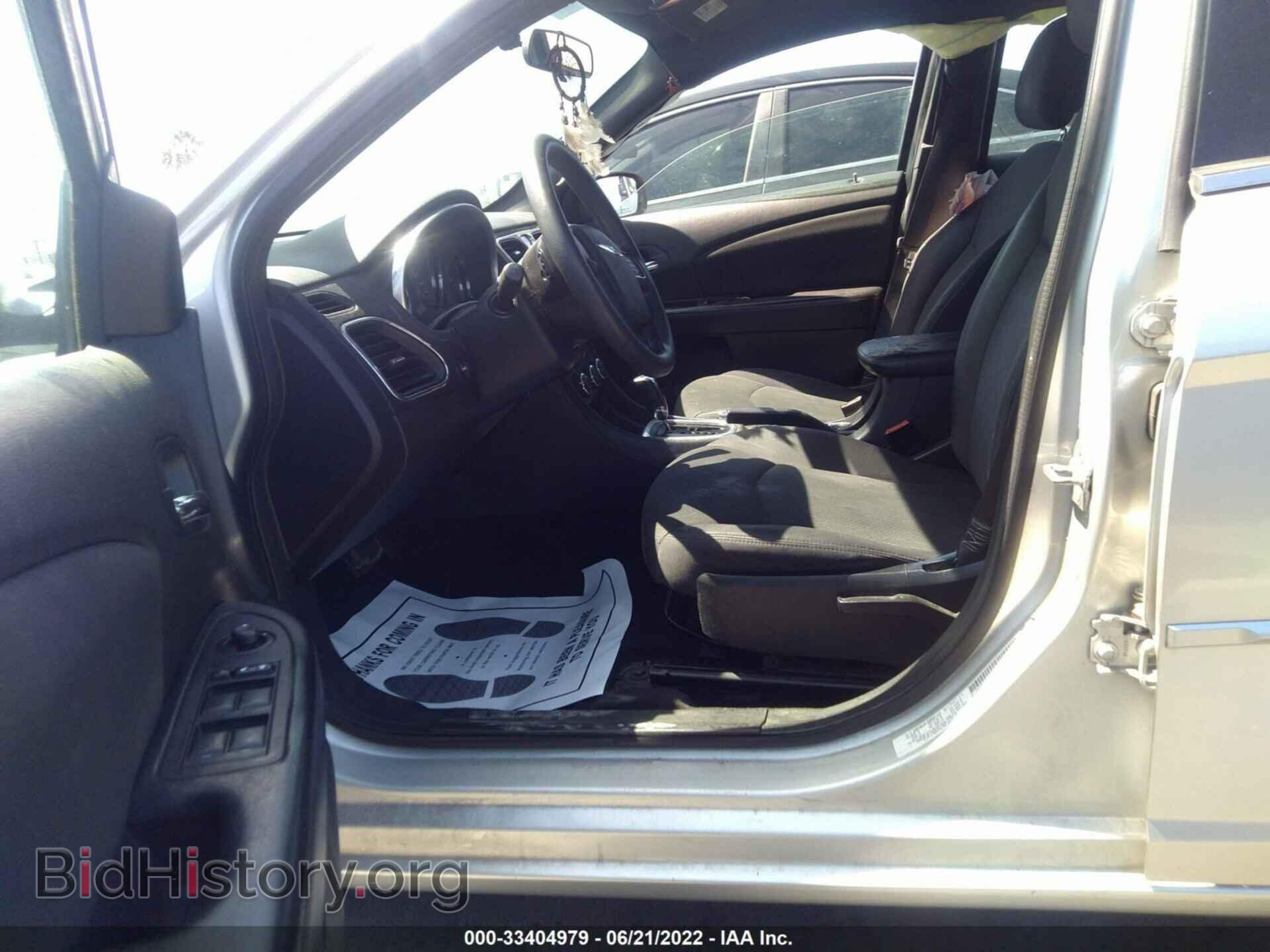 2012 CHRYSLER 200 - VIN: 1C3CCBAB5CN202120 - Фото 5