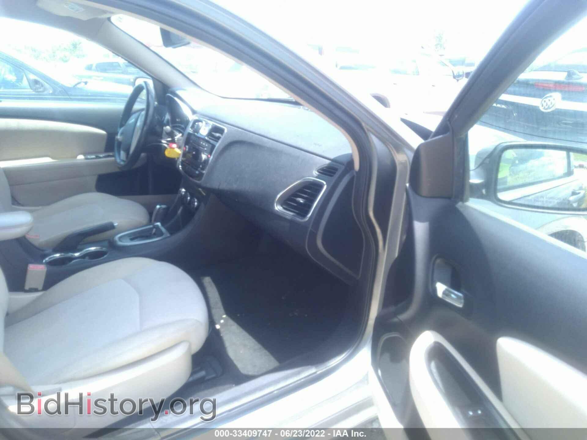 2011 CHRYSLER 200 - VIN: 1C3BC1FG6BN584201 - Фото 5