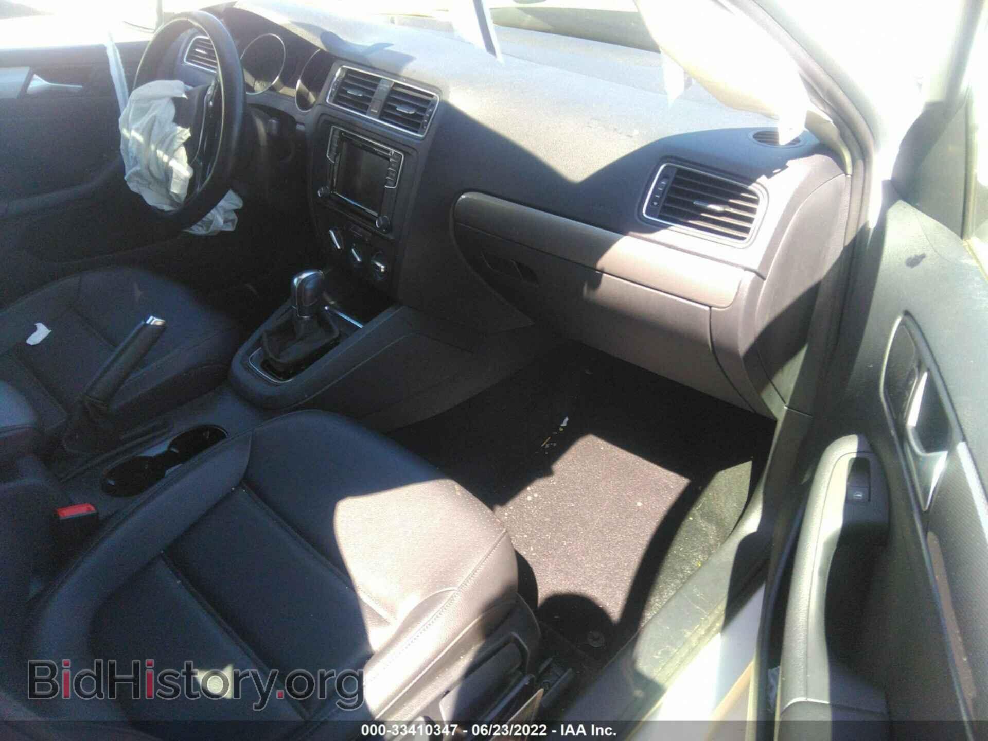 2017 VOLKSWAGEN JETTA - VIN: 3VWDB7AJ2HM387667 - Фото 5