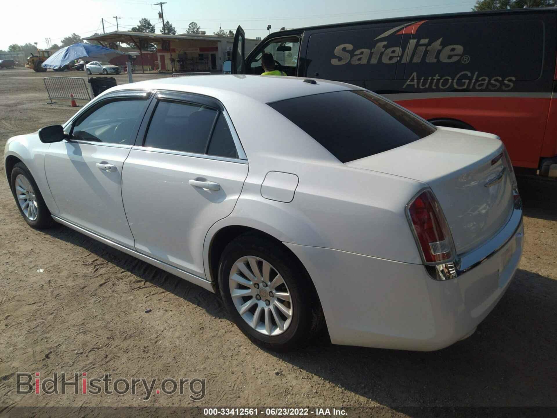 2013 CHRYSLER 300 - VIN: 2C3CCAAG7DH574980 - Фото 3