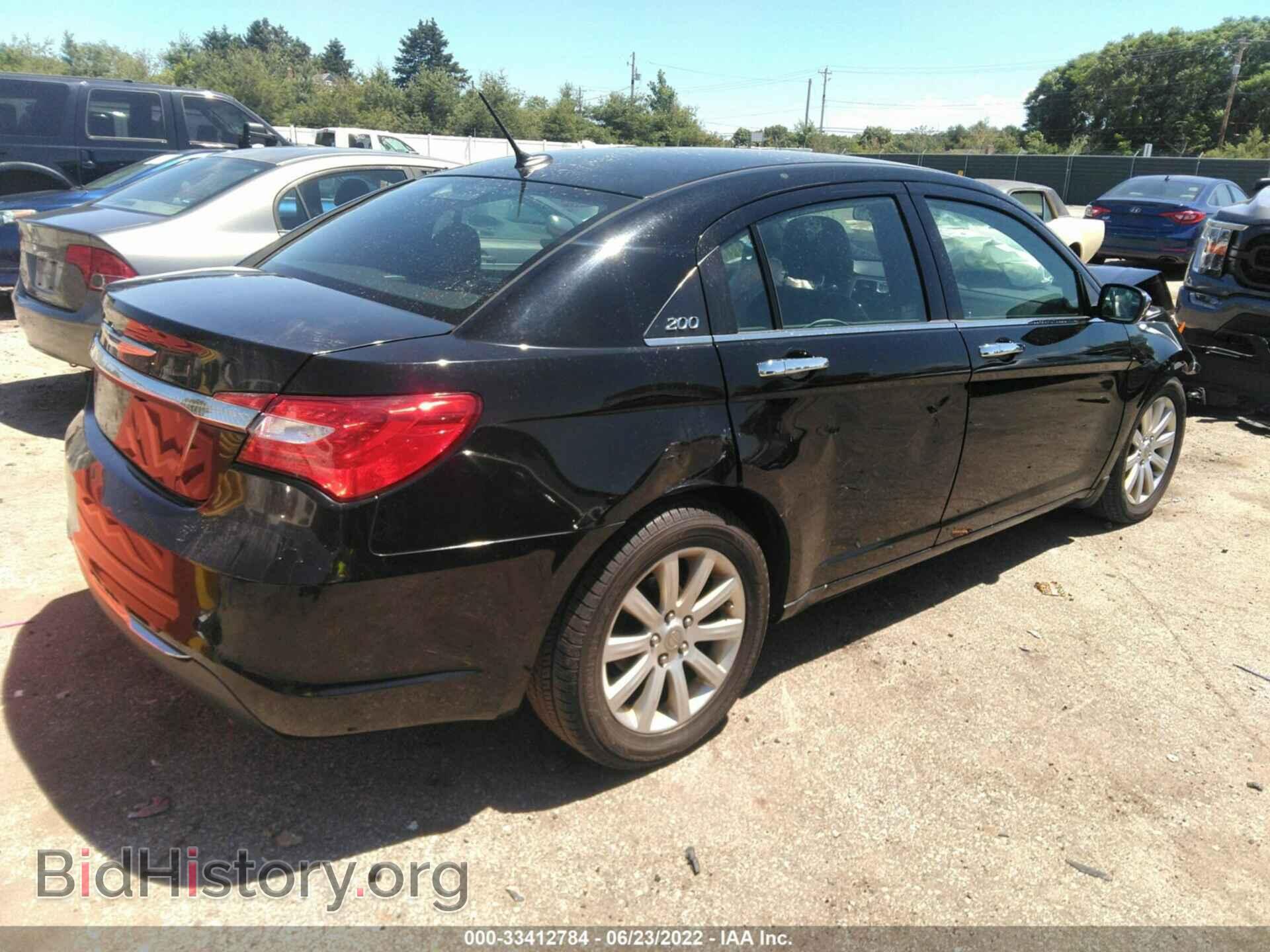 2013 CHRYSLER 200 - VIN: 1C3CCBCG0DN711302 - Photo 4