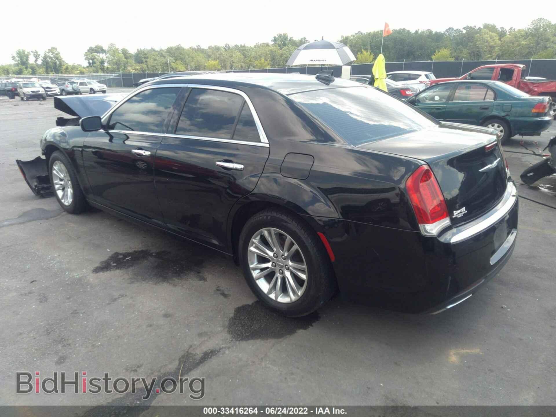 2017 CHRYSLER 300 - VIN: 2C3CCAEG5HH662782 - Фото 3