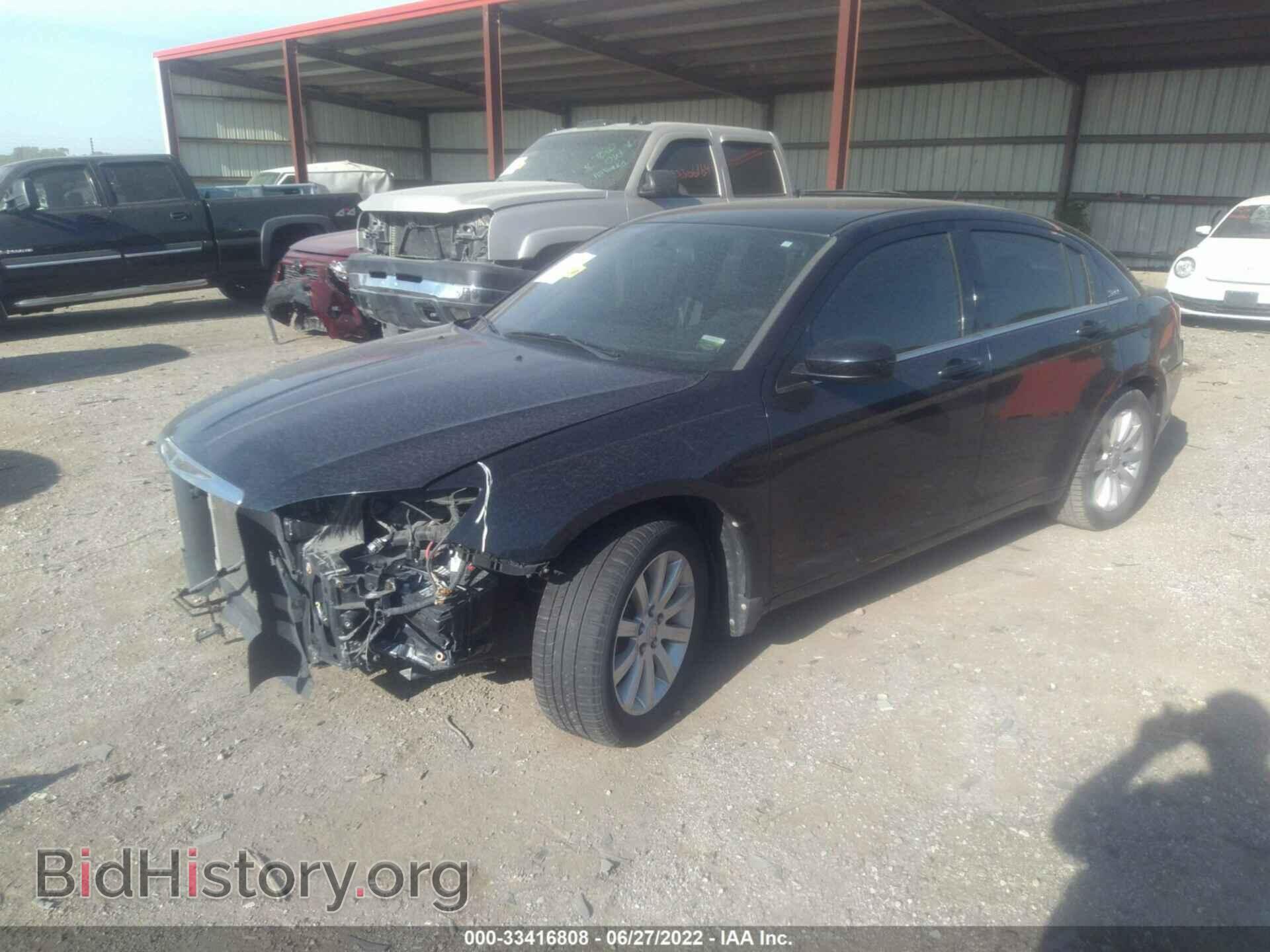 2011 CHRYSLER 200 - VIN: 1C3BC1FB1BN514660 - Фото 2