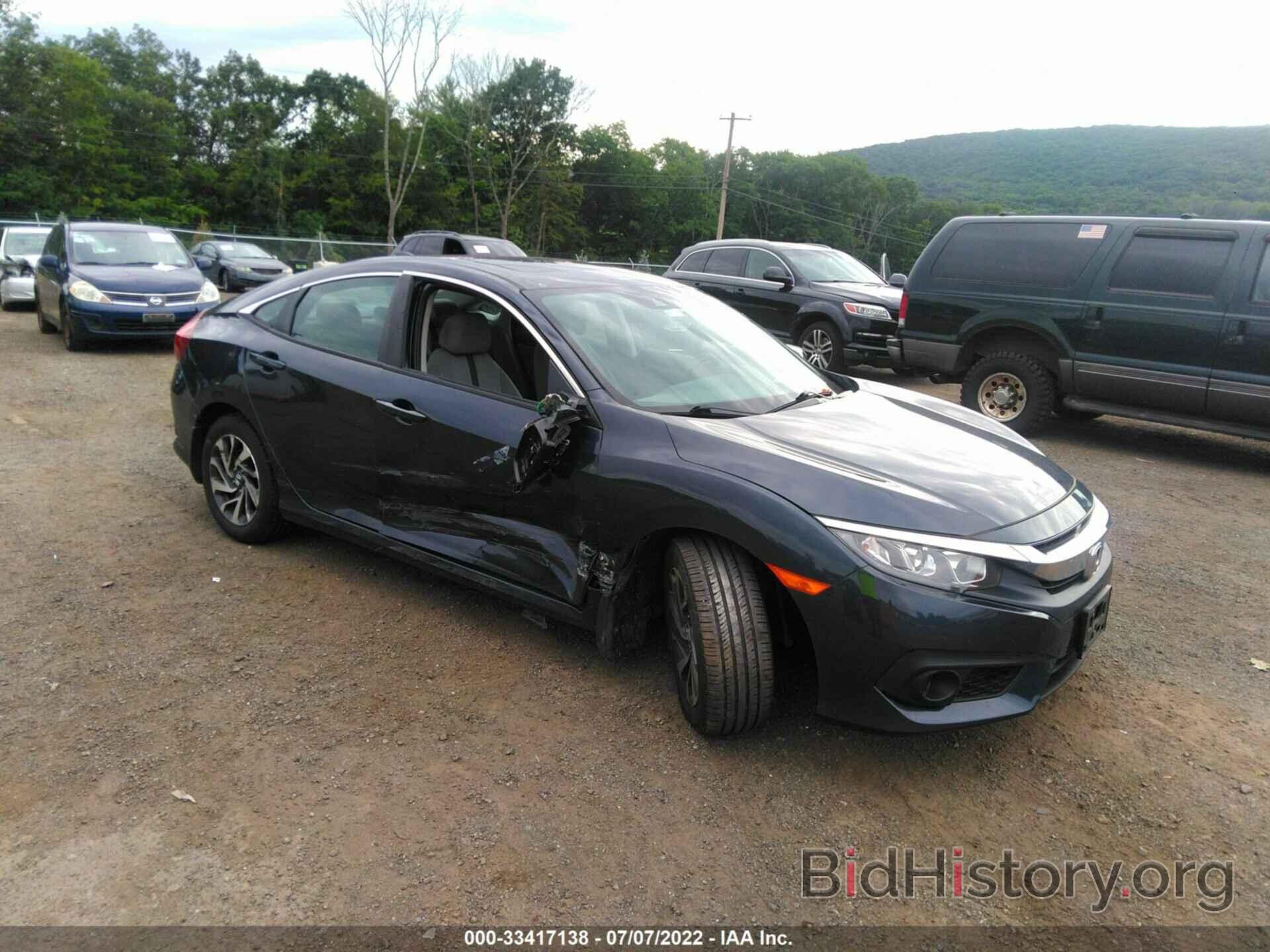 Photo 2HGFC2F87JH600829 - HONDA CIVIC SEDAN 2018