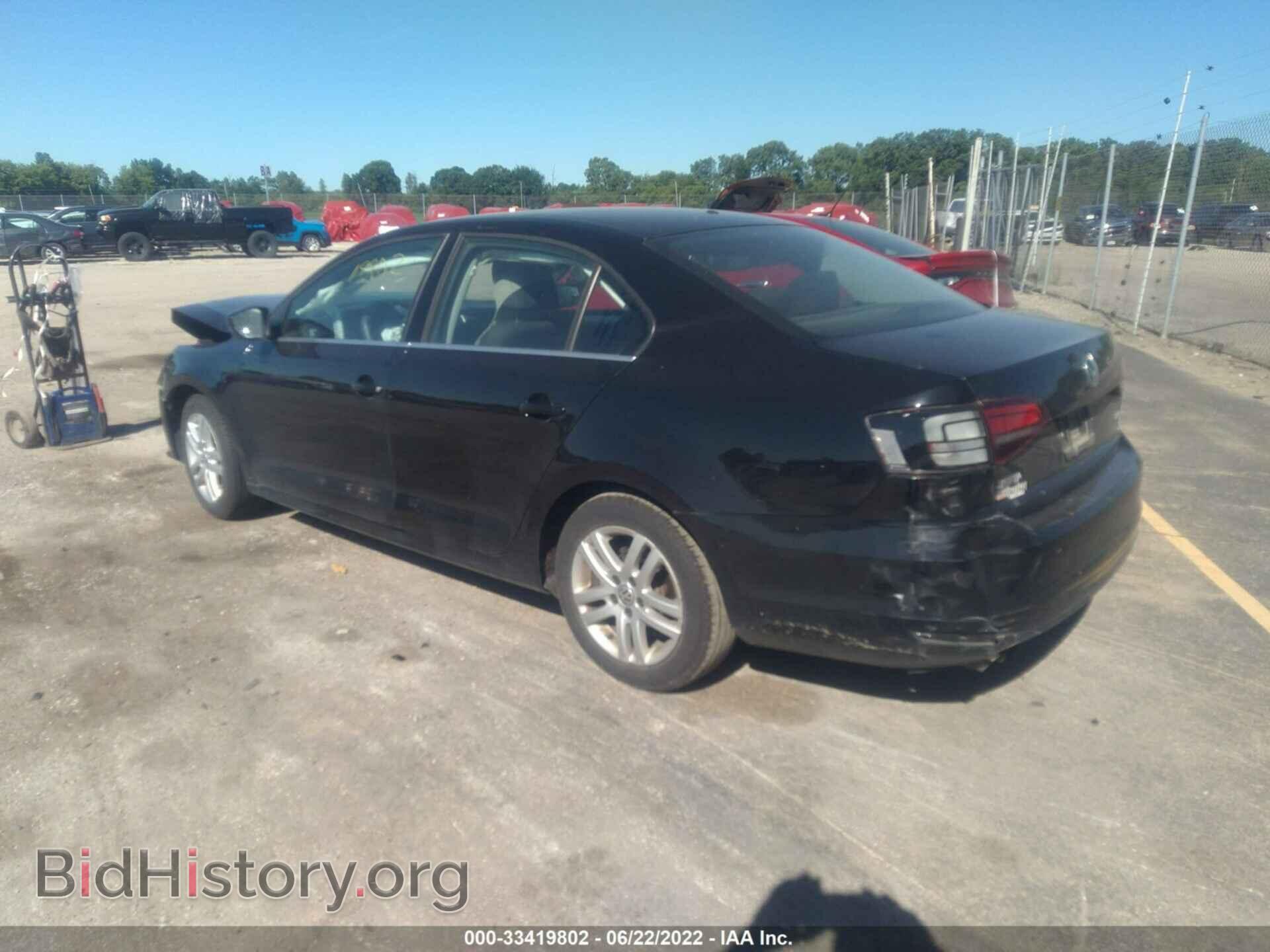 2017 VOLKSWAGEN JETTA - VIN: 3VW2B7AJ8HM206546 - Фото 3