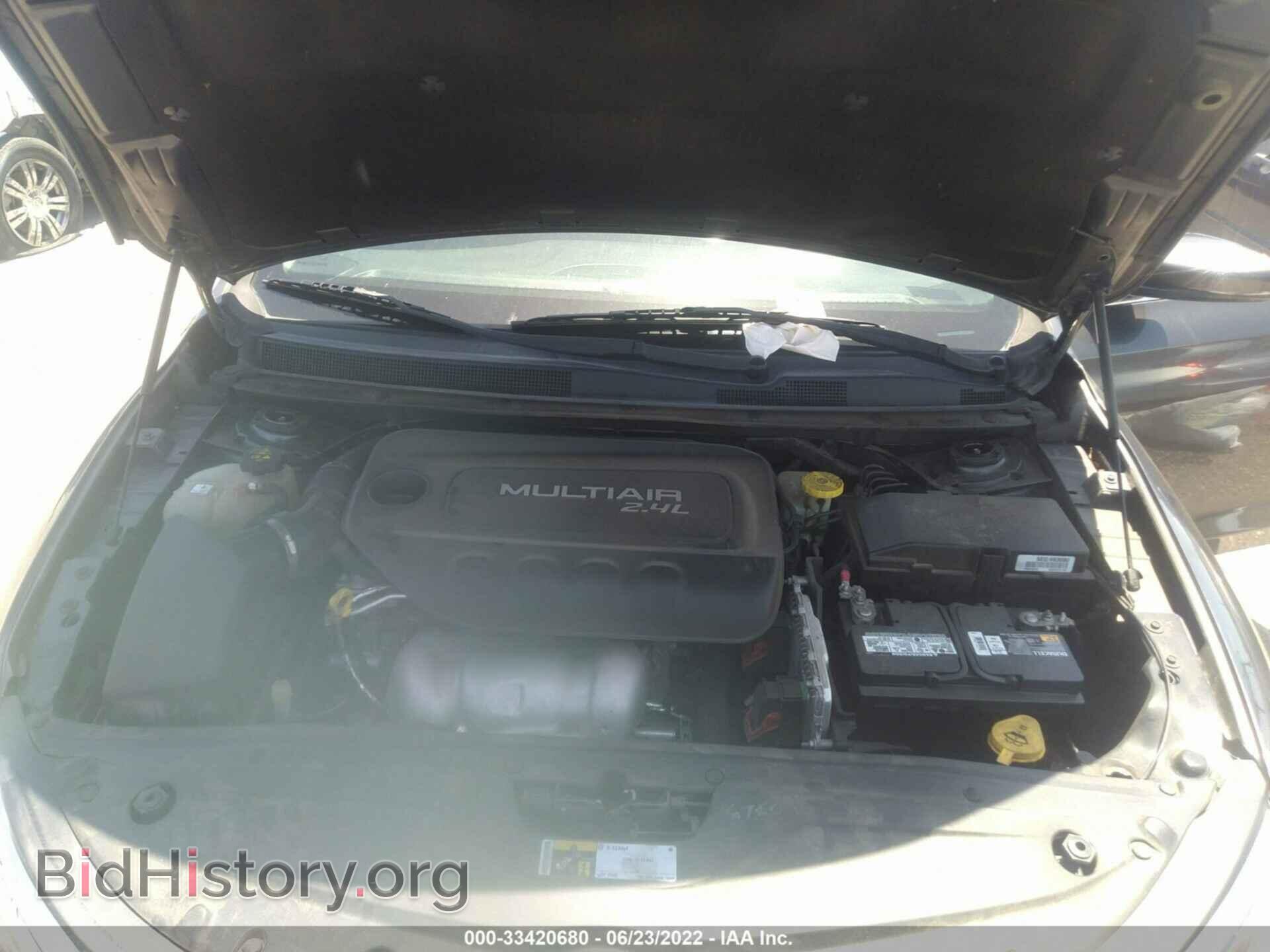 2015 CHRYSLER 200 - VIN: 1C3CCCCBXFN544248 - Фото 10