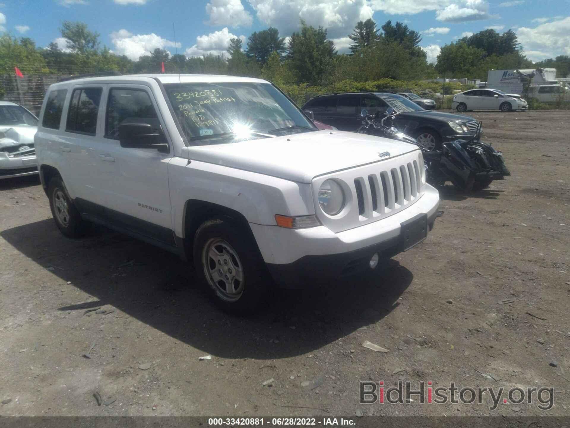 Фотография 1J4NT1GB5BD184741 - JEEP PATRIOT 2011