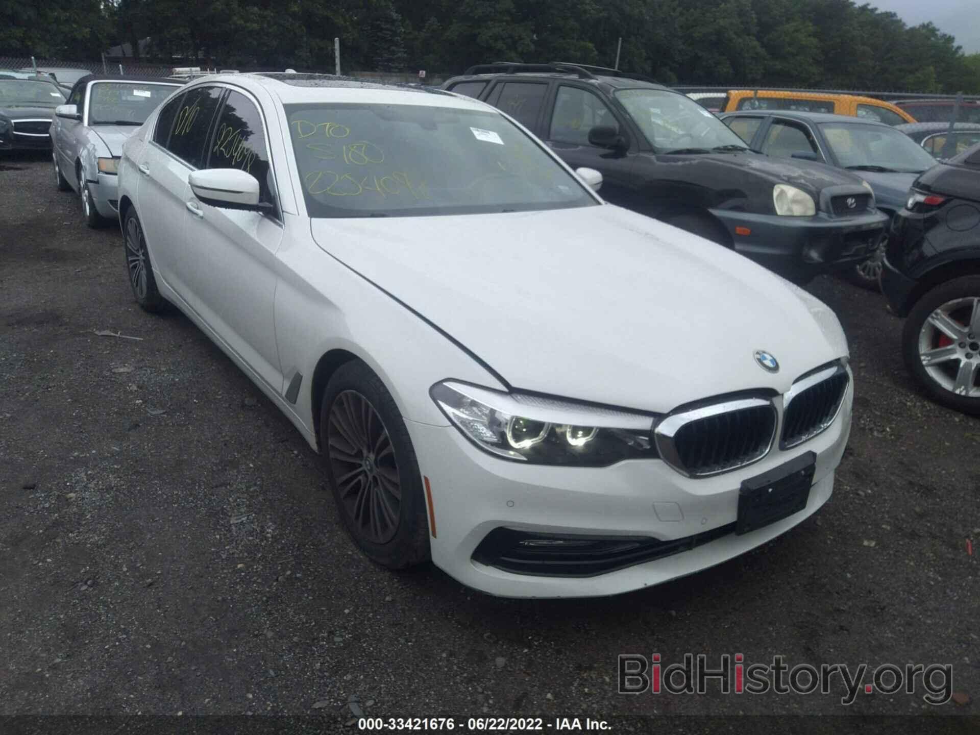 Photo WBAJA5C52JWA57126 - BMW 5 SERIES 2018