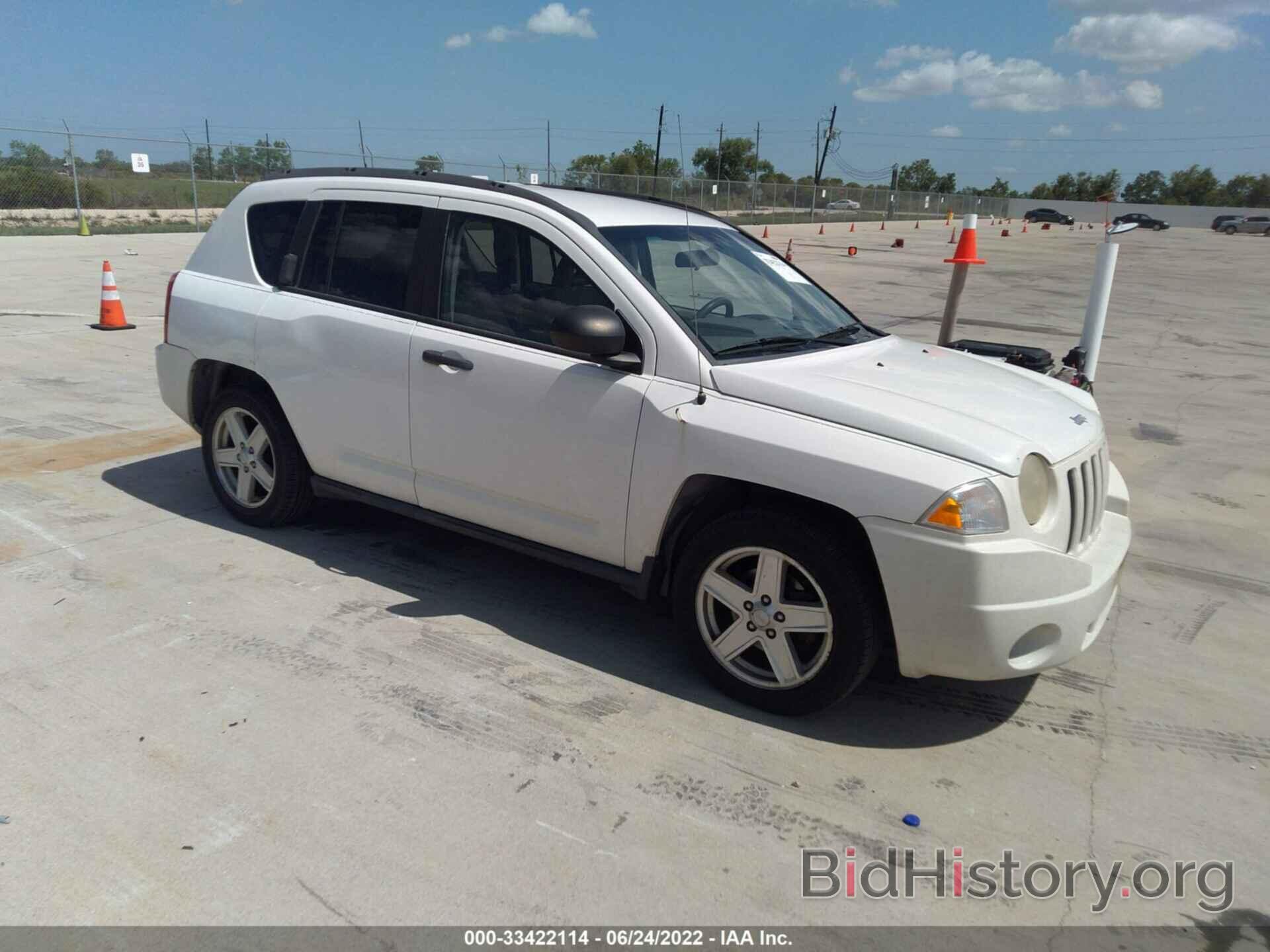 Photo 1J8FT47W17D181110 - JEEP COMPASS 2007